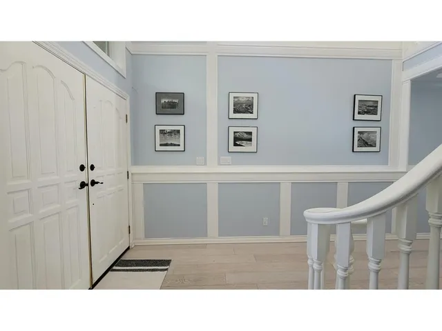 14937 BLACKWOOD LANE, White Rock 2