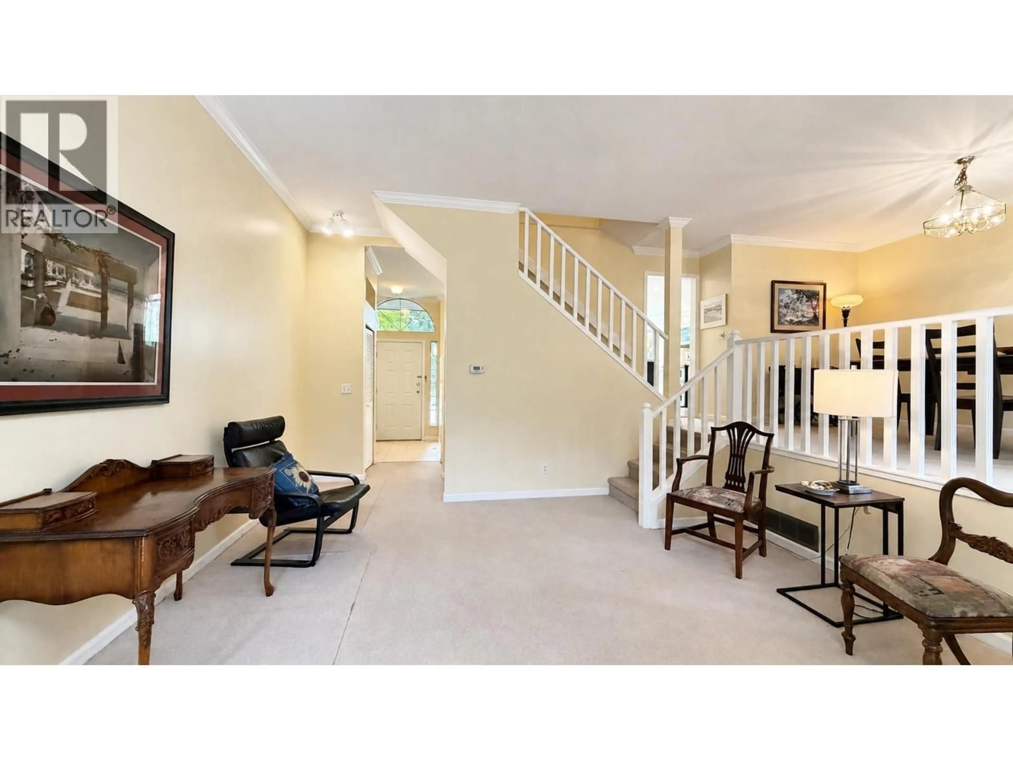 Indoor foyer for 2387 QUAYSIDE COURT, Vancouver British Columbia V5P4W2