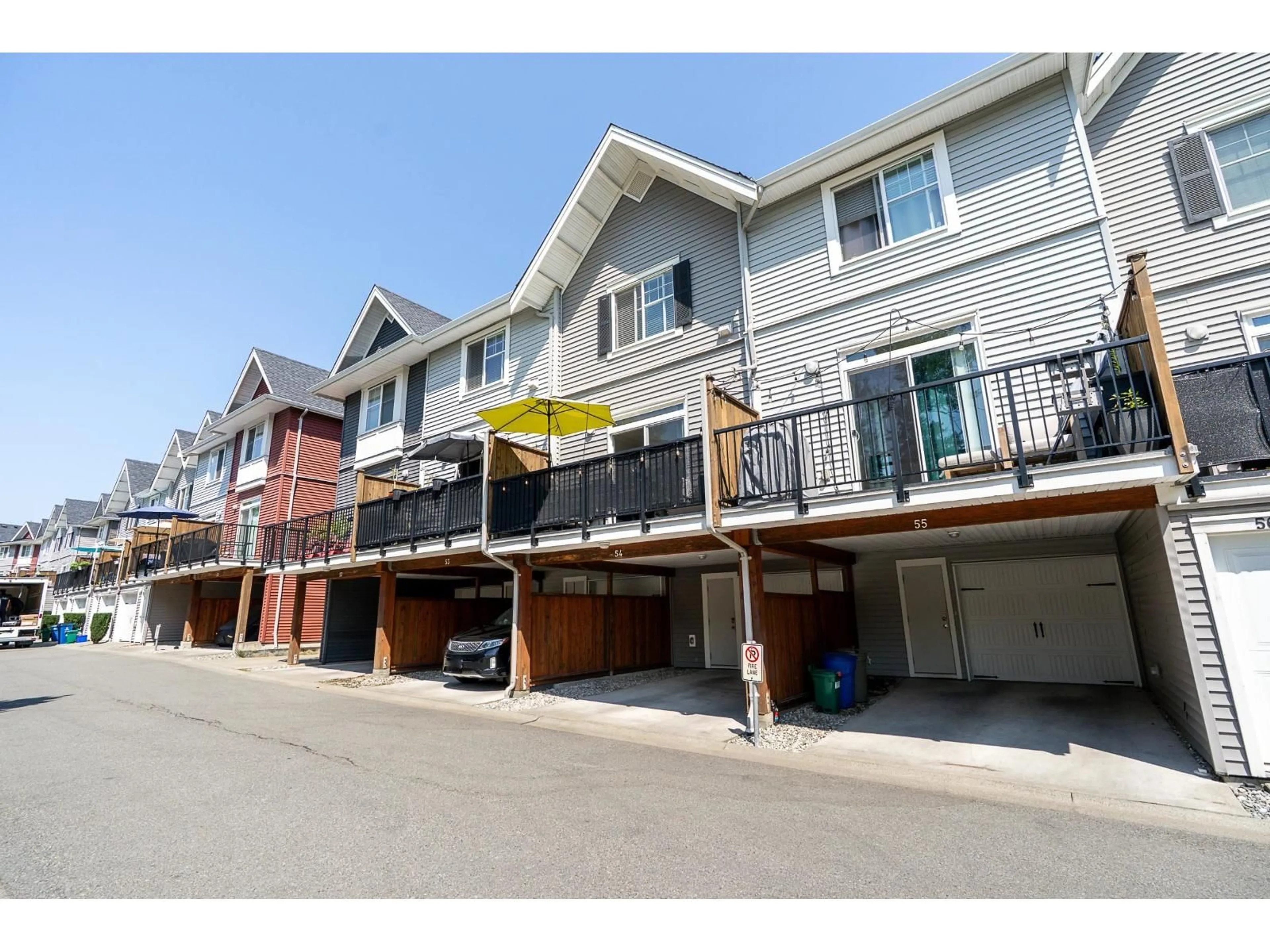 Patio, street for 54 - 19128 65 AVENUE, Surrey British Columbia V4N6P2