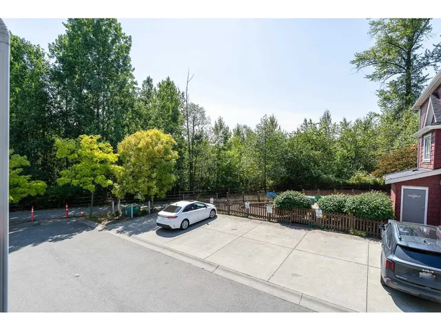 54 - 19128 65 AVENUE, Surrey 3