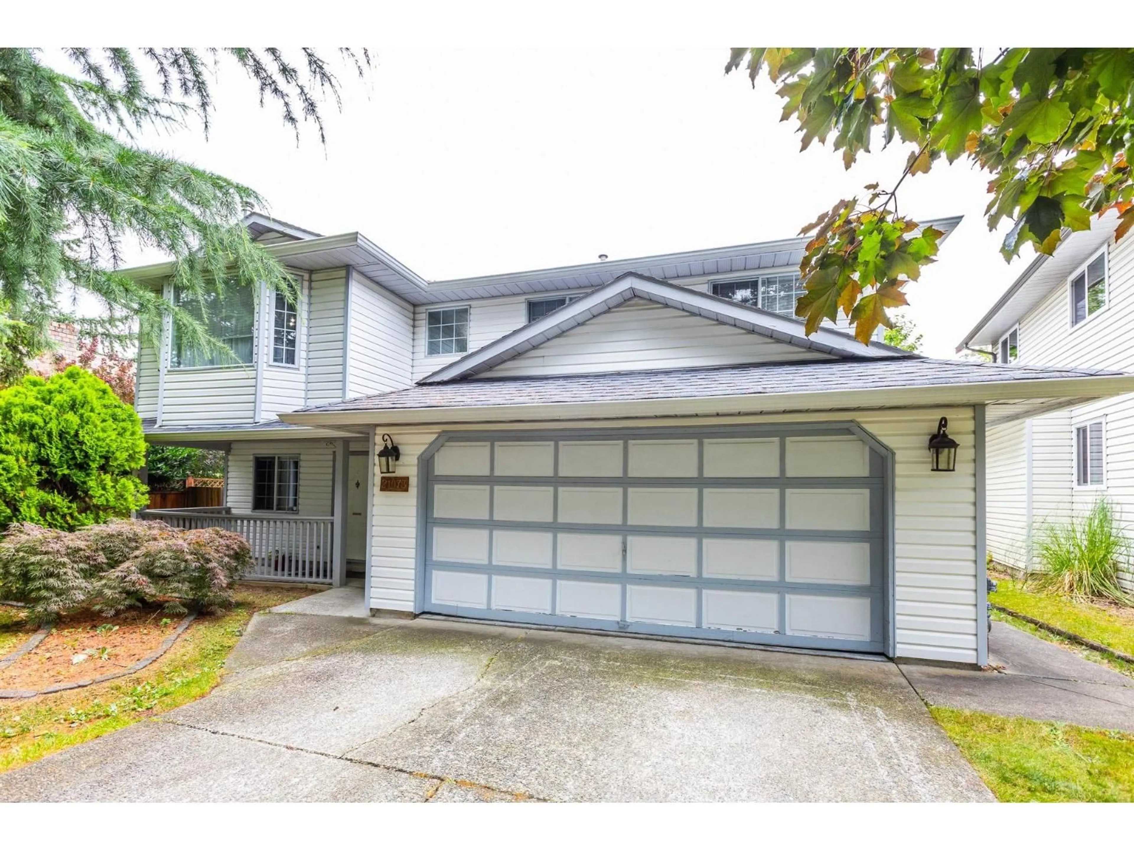 Home with vinyl exterior material, street for 21073 93 AVENUE, Langley British Columbia V1M2B3
