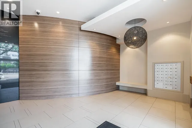 409 - 1680 4TH AVENUE, Vancouver 5