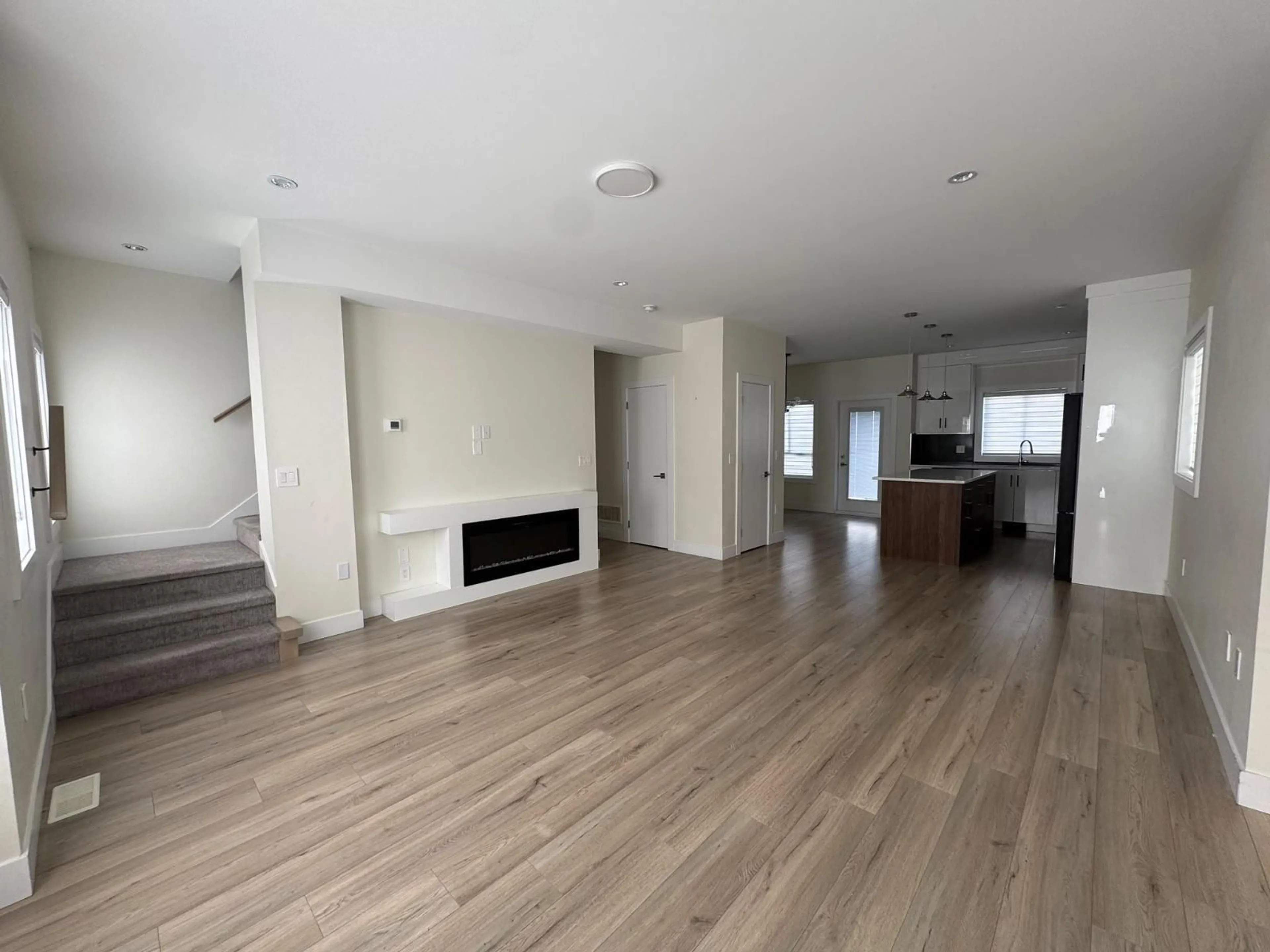A pic of a room for 49 - 9652 162A STREET, Surrey British Columbia V4N2E4