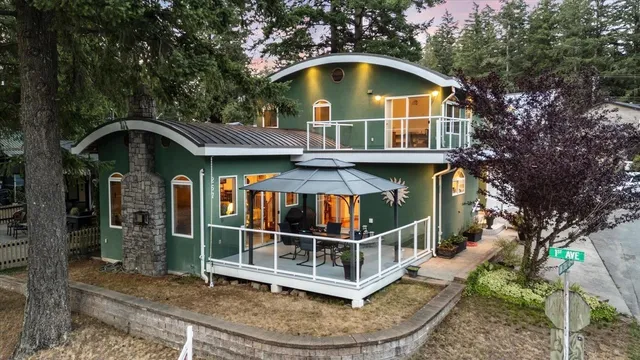 267 FIRST AVENUE, Cultus Lake 3