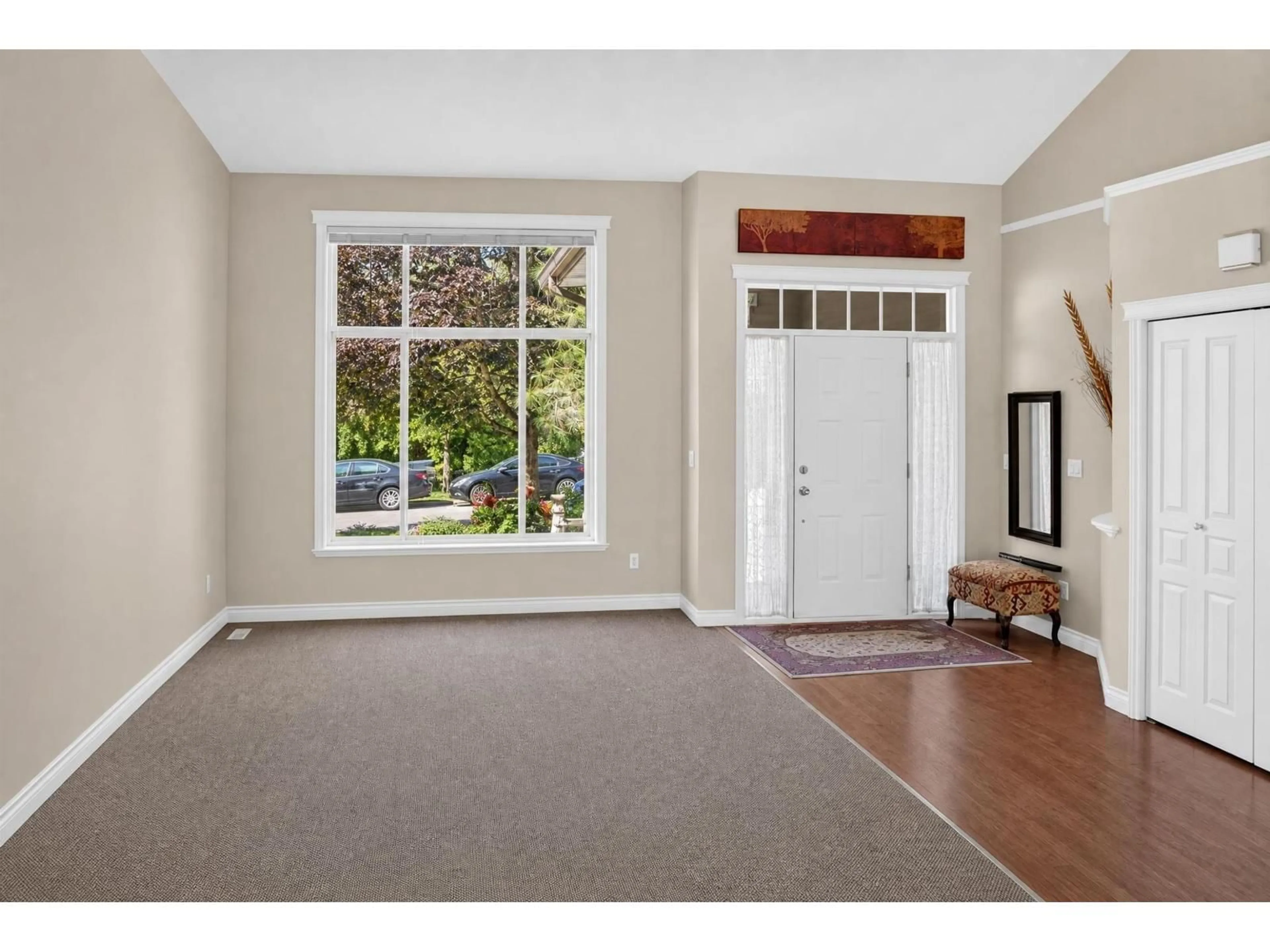 Indoor entryway for 5818 167A STREET, Surrey British Columbia V3S9T2