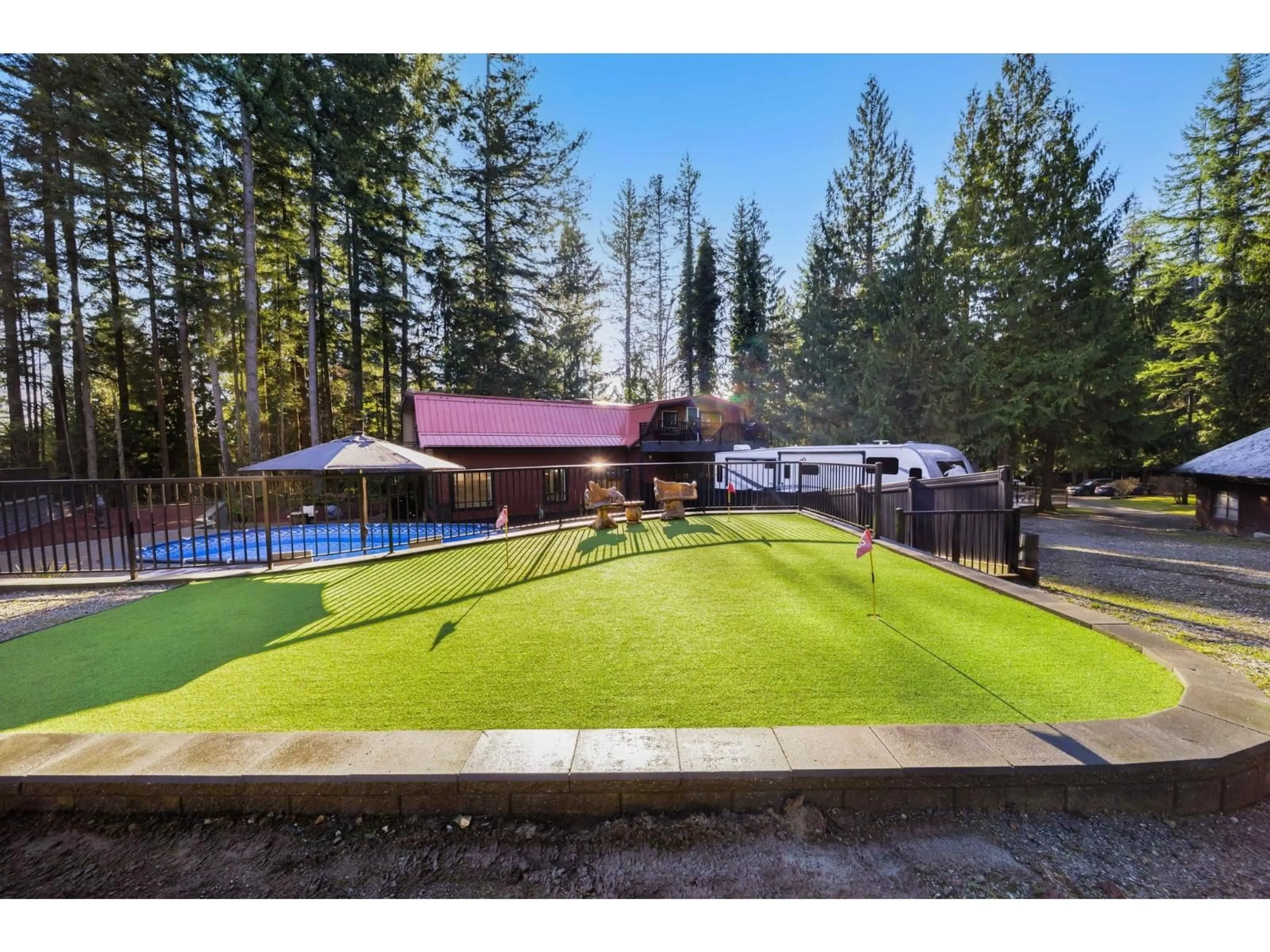 A pic from outside/outdoor area/front of a property/back of a property/a pic from drone, unknown for 12468 CARR STREET, Mission British Columbia V4S1B9