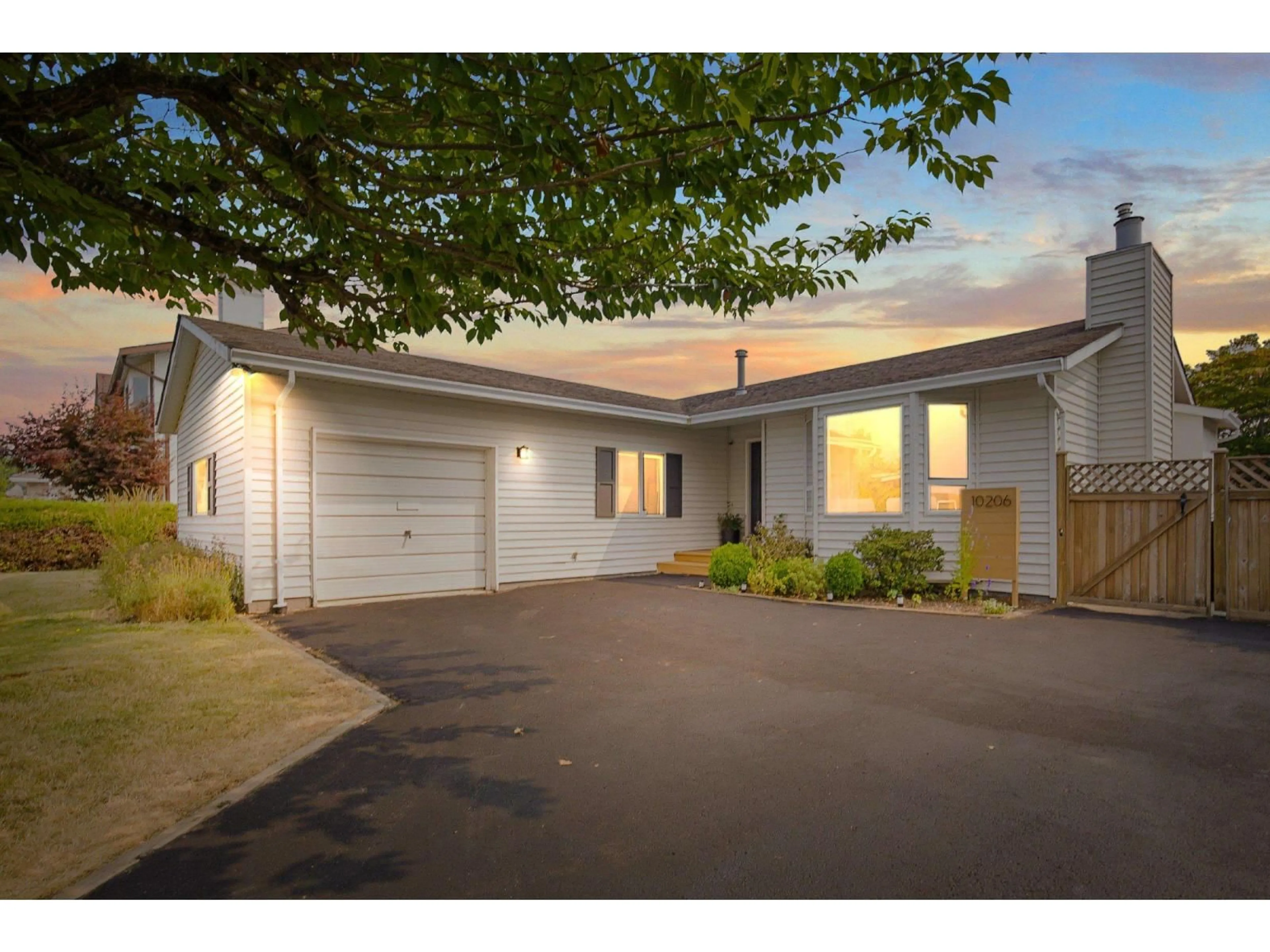 Unknown for 10206 CRYSTAL DRIVE, Chilliwack British Columbia V2P6T8