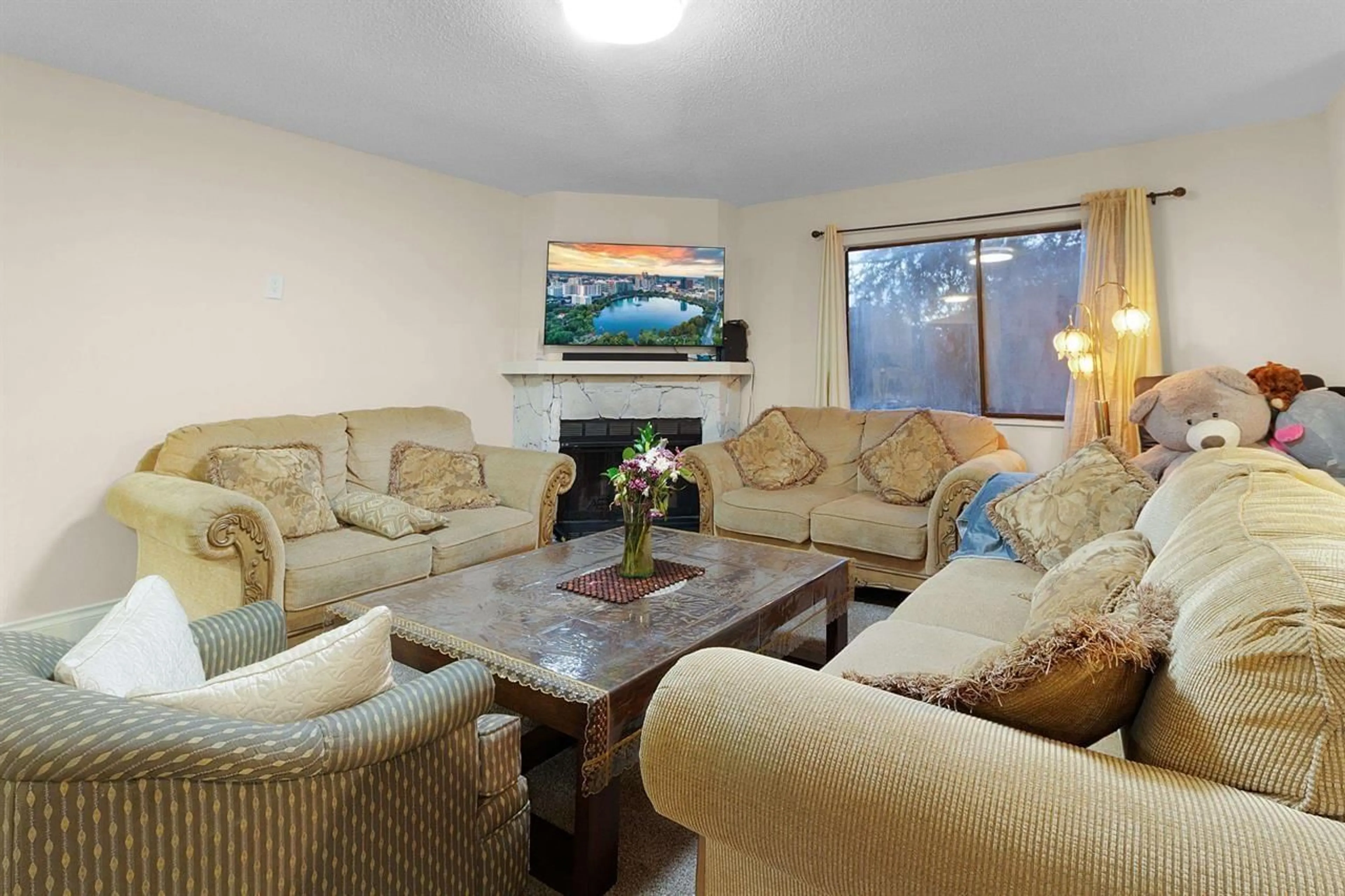 Living room with furniture, unknown for 202 - 7064 133B STREET, Surrey British Columbia V3W7Z2