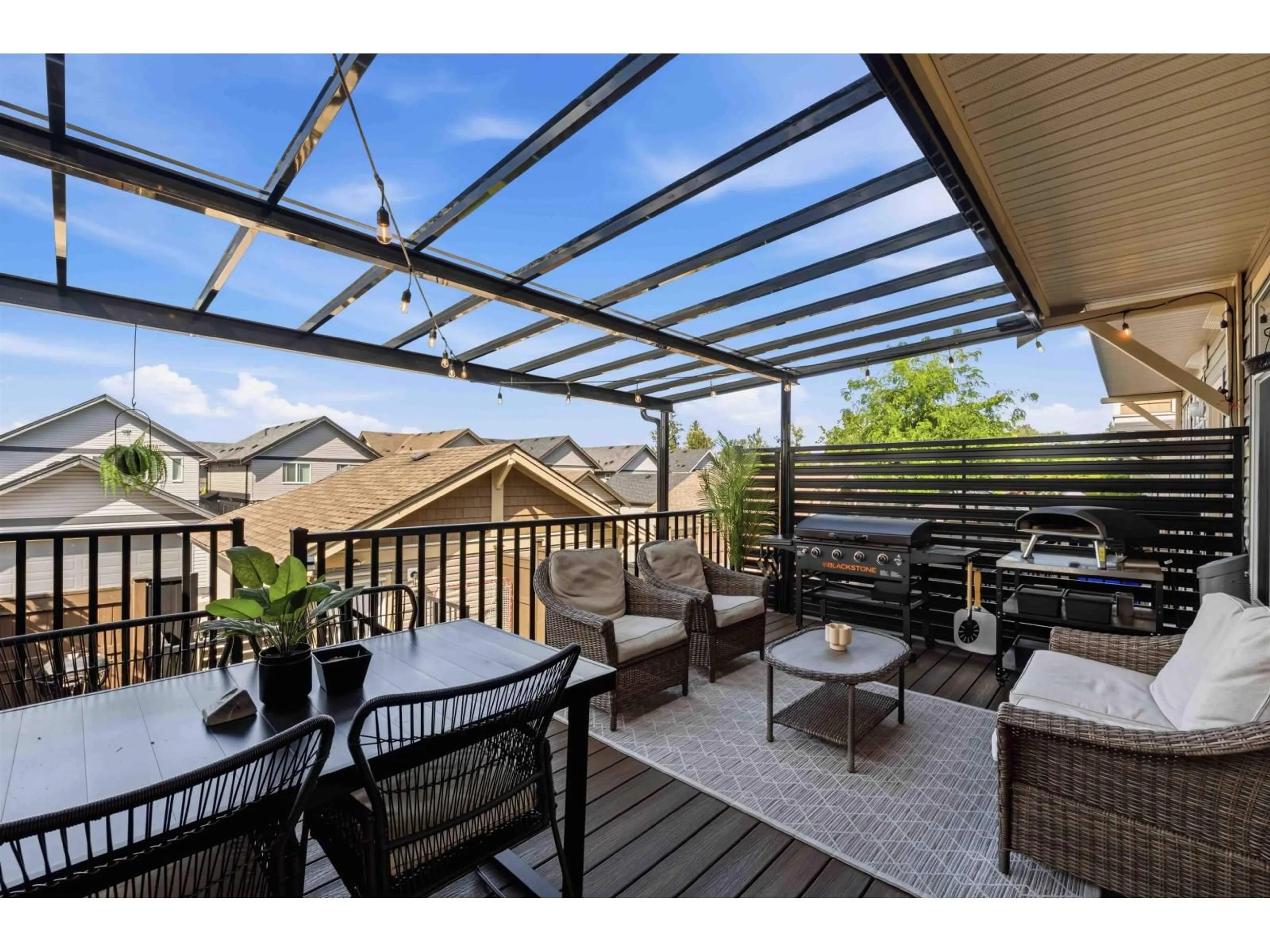 Patio, unknown for 20363 82 AVENUE, Langley British Columbia V2Y0S3