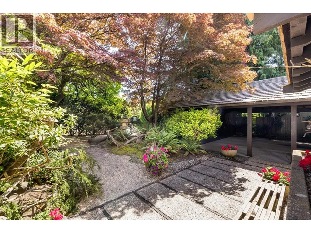 6821 LAUREL STREET, Vancouver 5