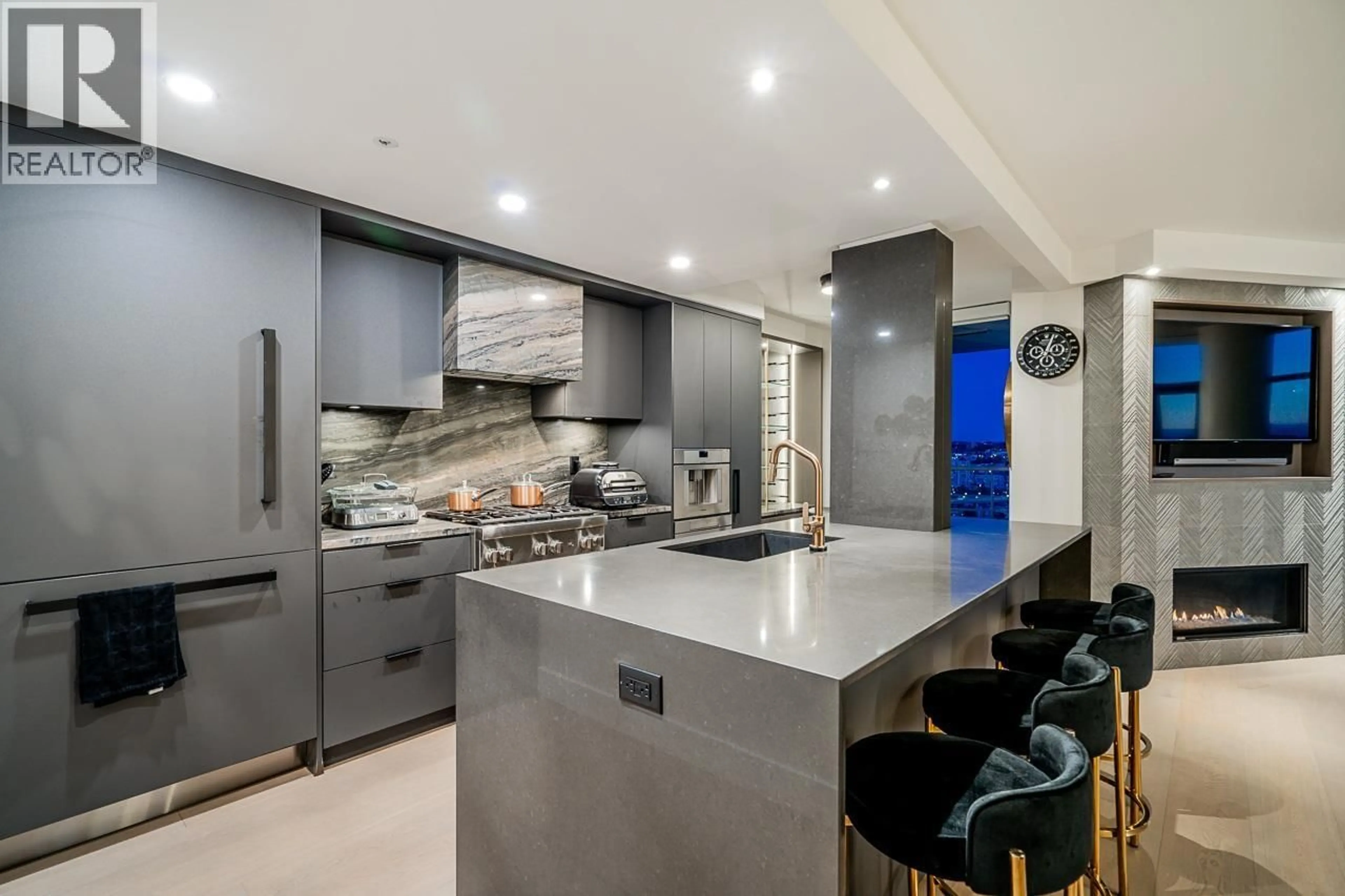 Contemporary kitchen, ceramic/tile floor for 2207 - 198 AQUARIUS MEWS, Vancouver British Columbia V6Z2Y4