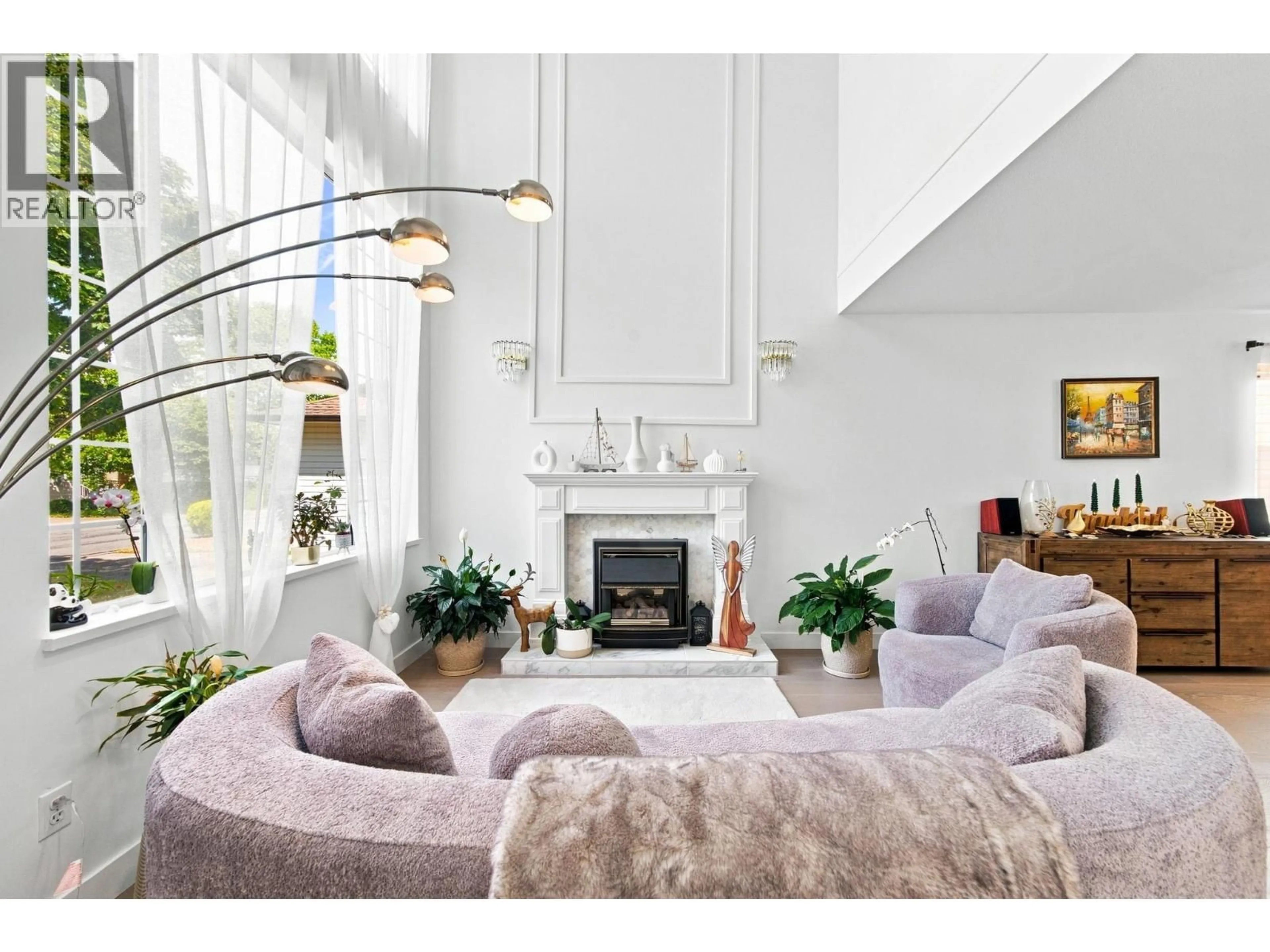 Living room with furniture, unknown for 22291 GARRATT DRIVE, Richmond British Columbia V6V2P6