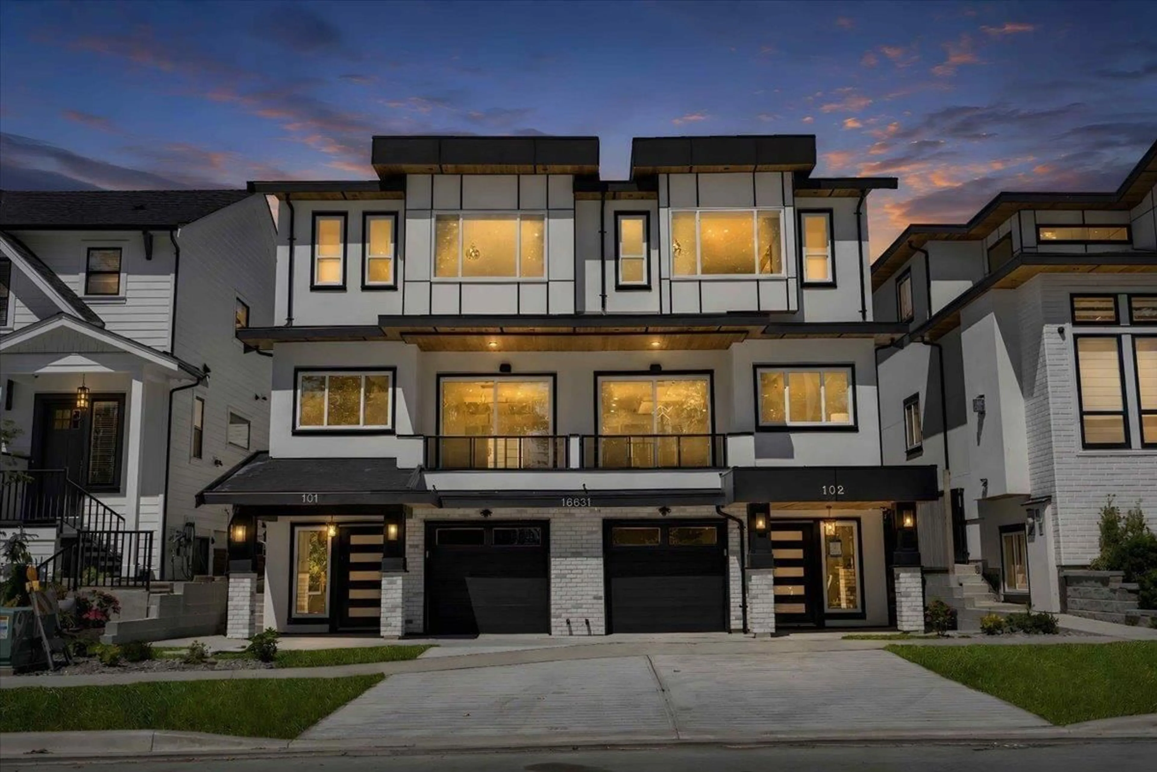 Home with brick exterior material, street for 102 - 16631 18 AVENUE, Surrey British Columbia V3Z9X5