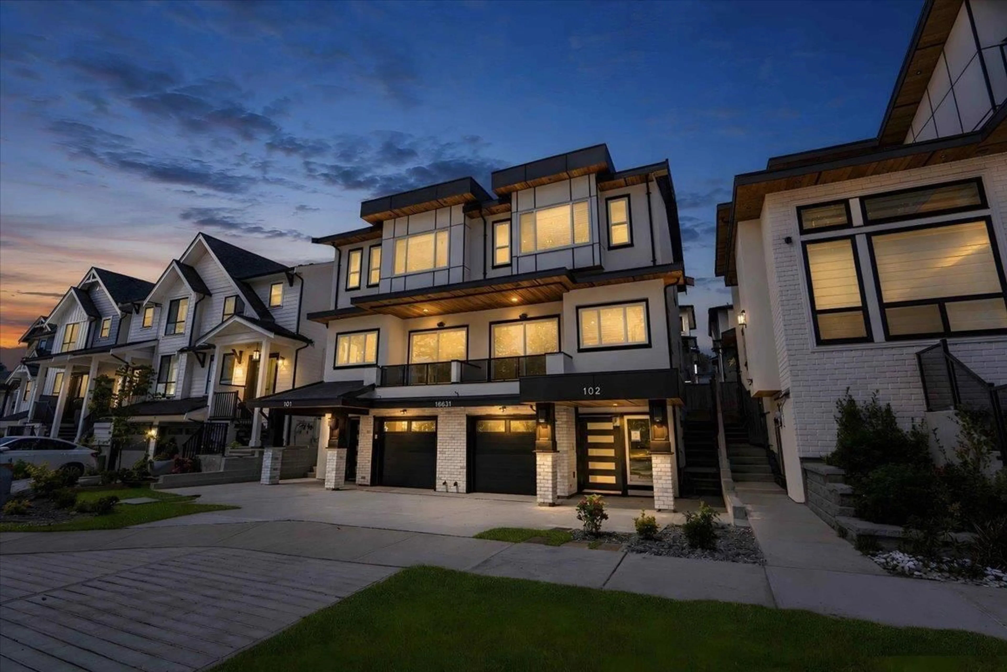 Unknown for 102 - 16631 18 AVENUE, Surrey British Columbia V3Z9X5