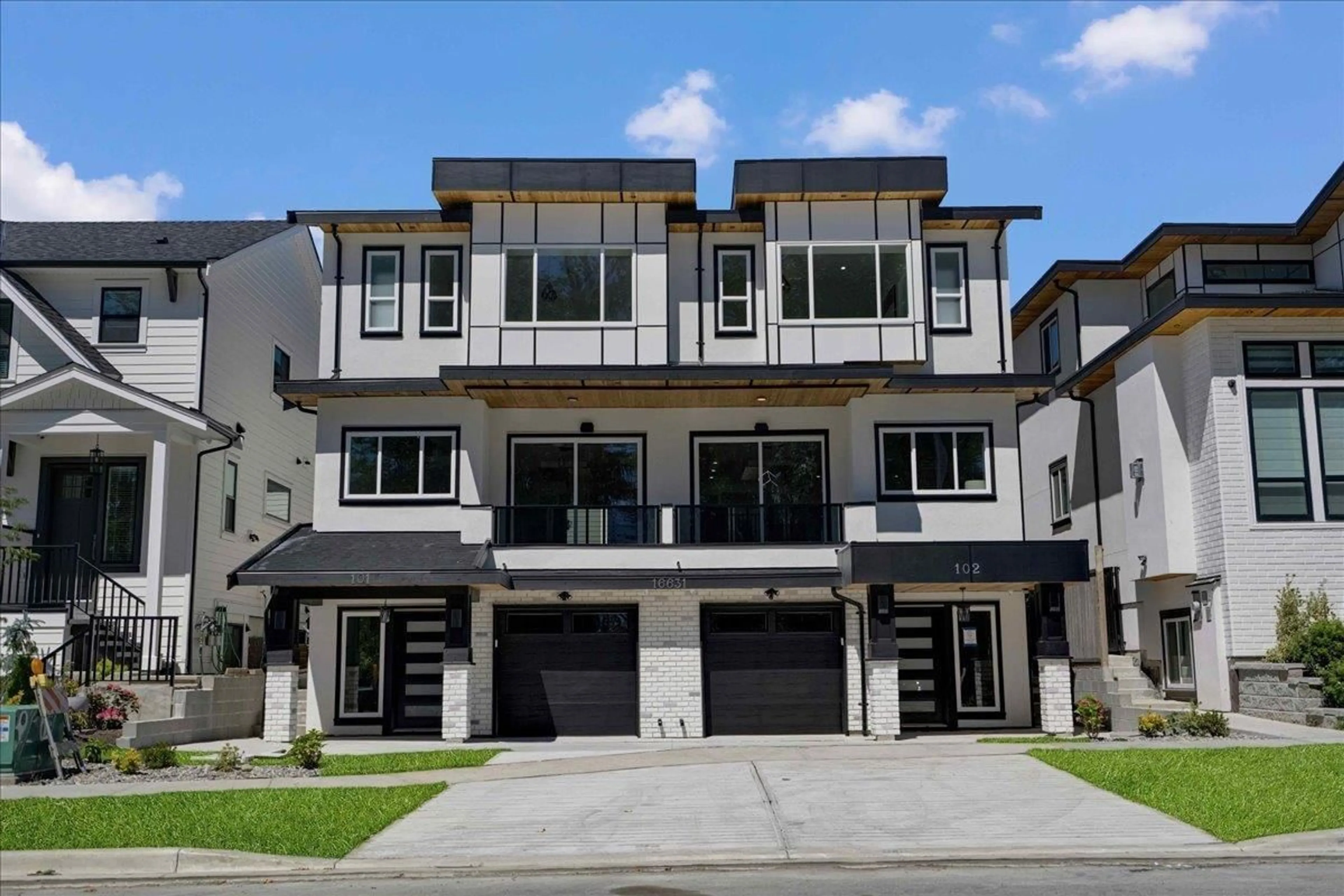 Unknown for 102 - 16631 18 AVENUE, Surrey British Columbia V3Z9X5