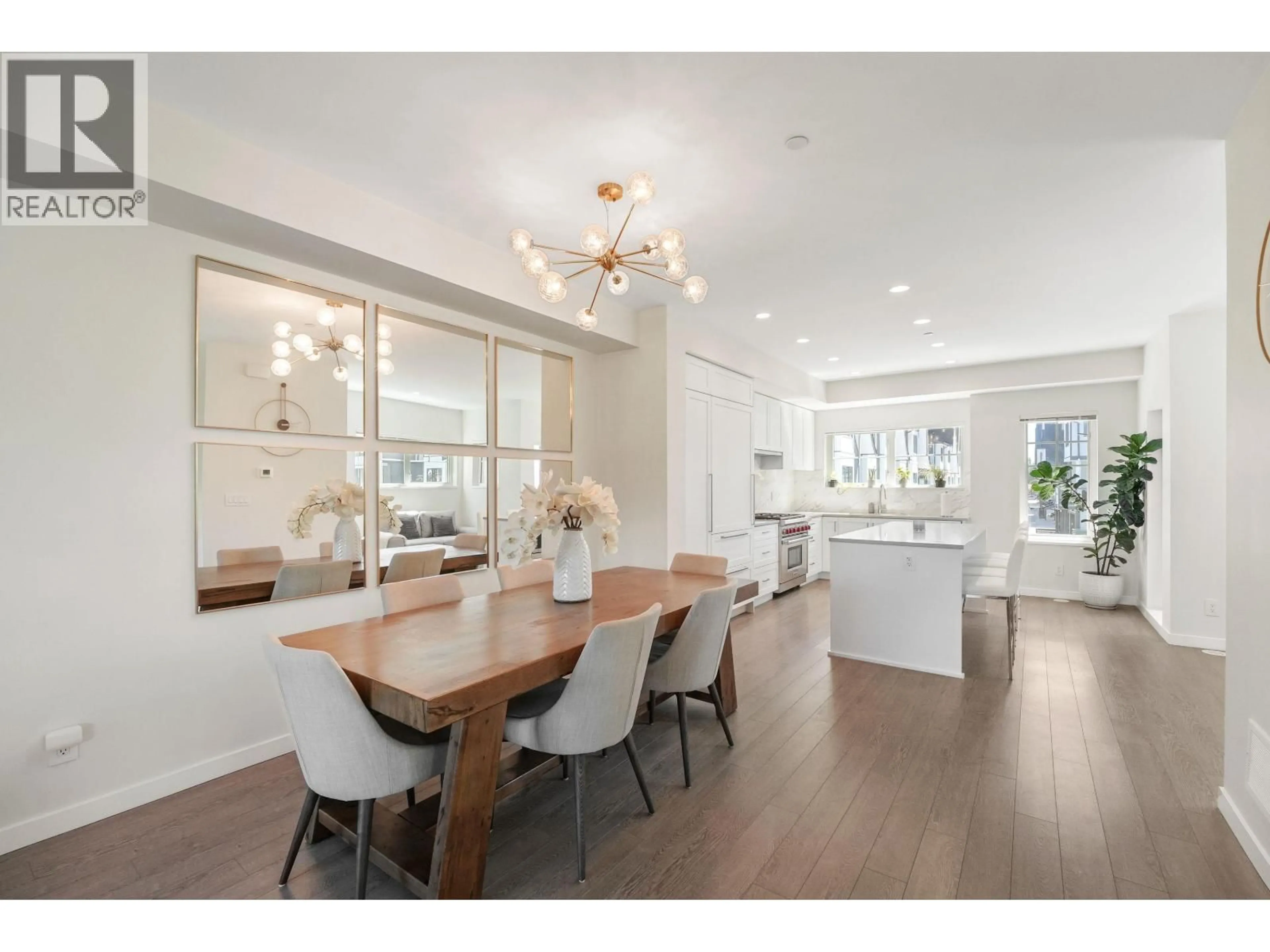 Dining room, wood/laminate floor for 144 - 19451 SUTTON AVENUE, Pitt Meadows British Columbia V3Y0G6