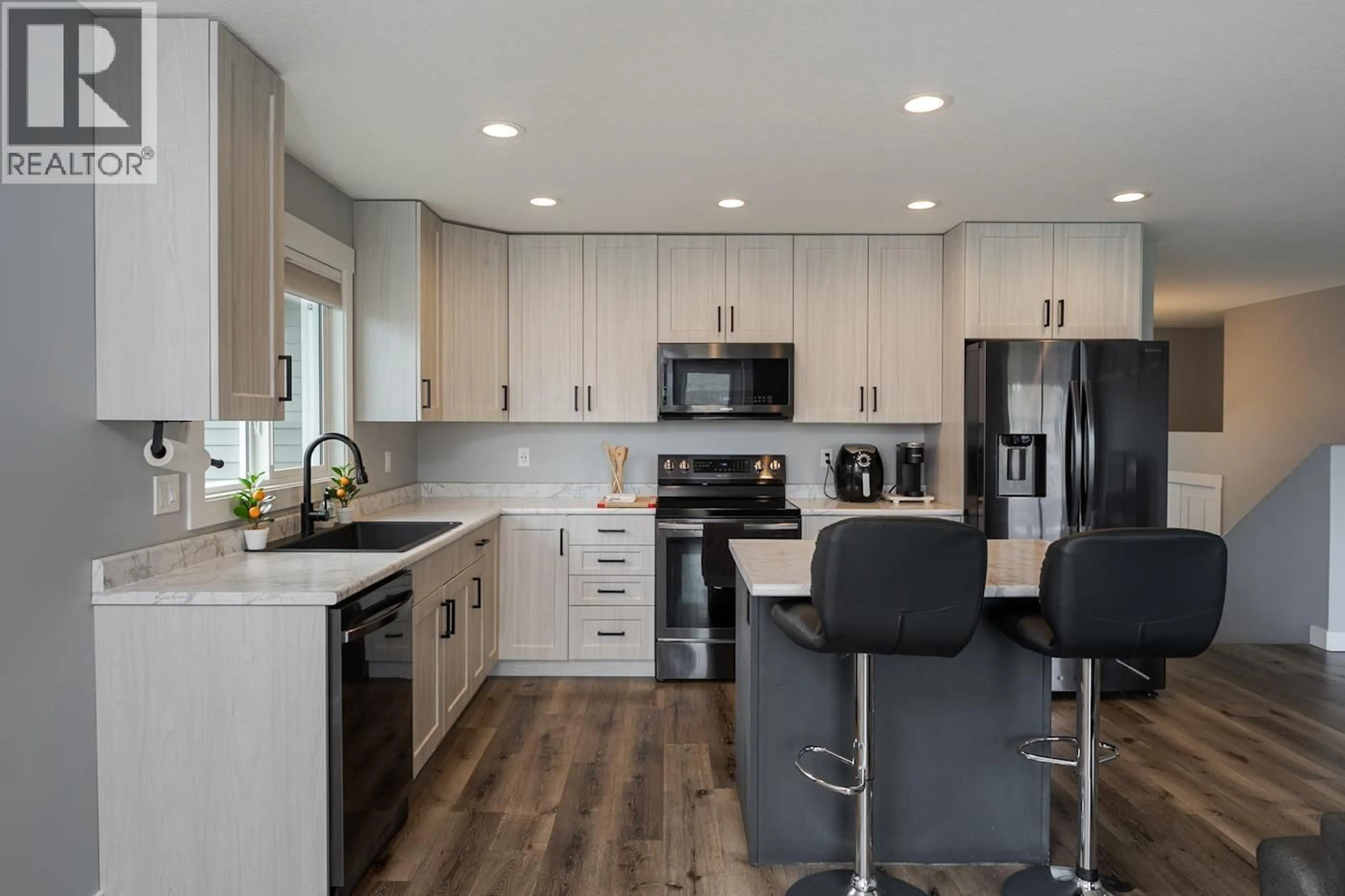 Open concept kitchen, unknown for 8976 TATLOW PLACE, Prince George British Columbia V2K0B5