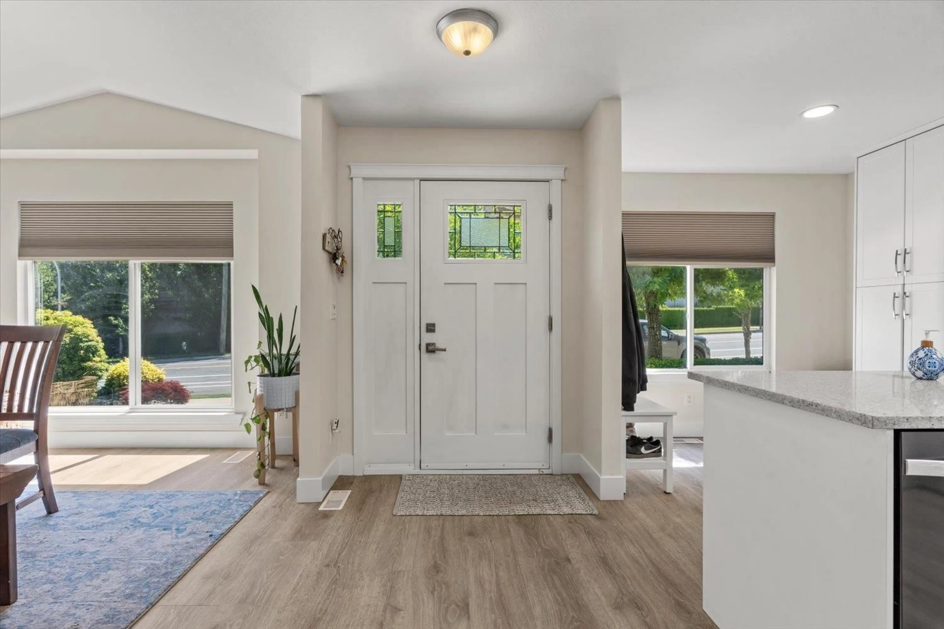 Indoor entryway for 34251 KING ROAD, Abbotsford British Columbia V2S7N2