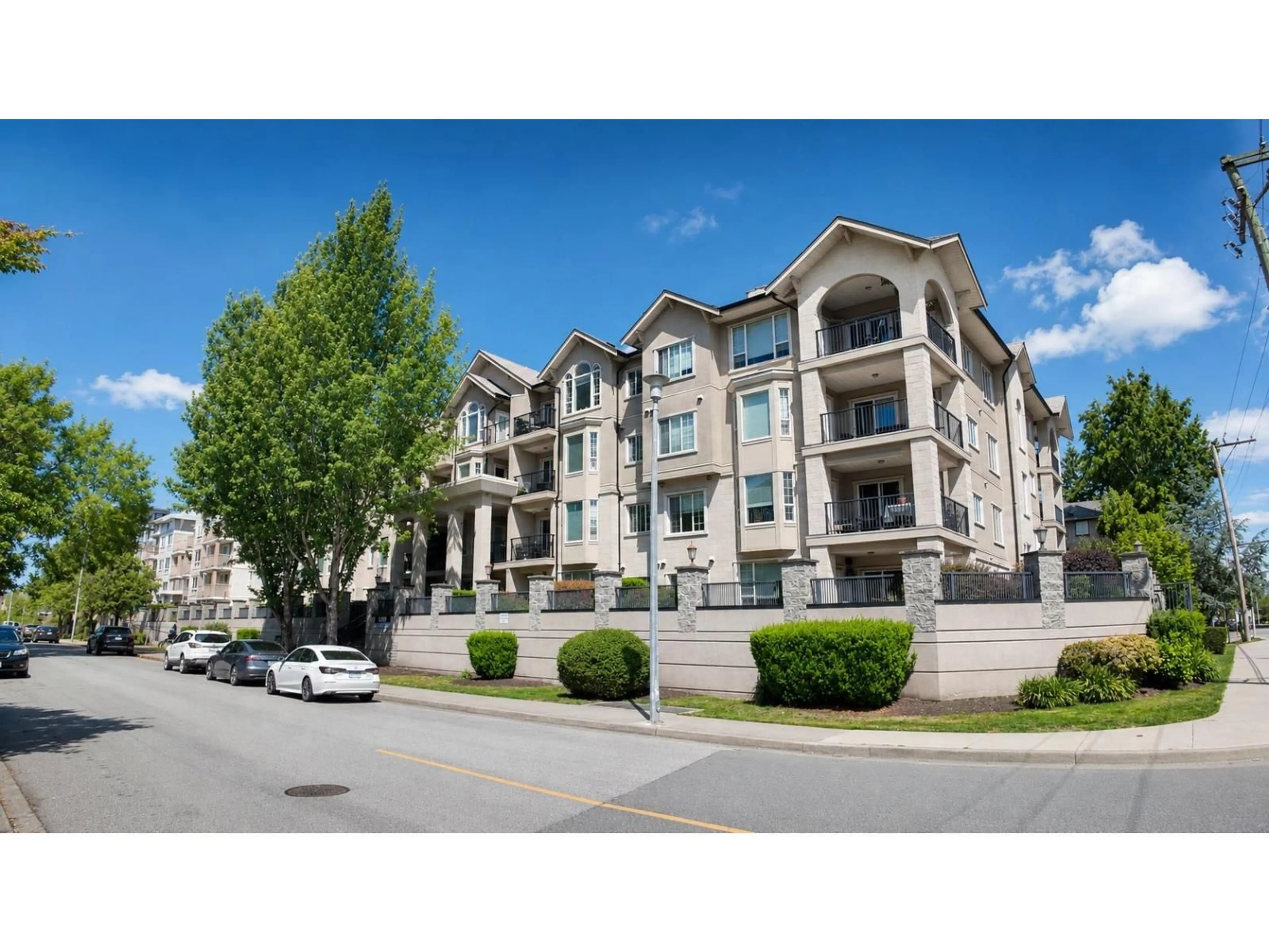A pic from outside/outdoor area/front of a property/back of a property/a pic from drone, unknown for 209 - 20281 53A AVENUE, Langley British Columbia V3A3V6