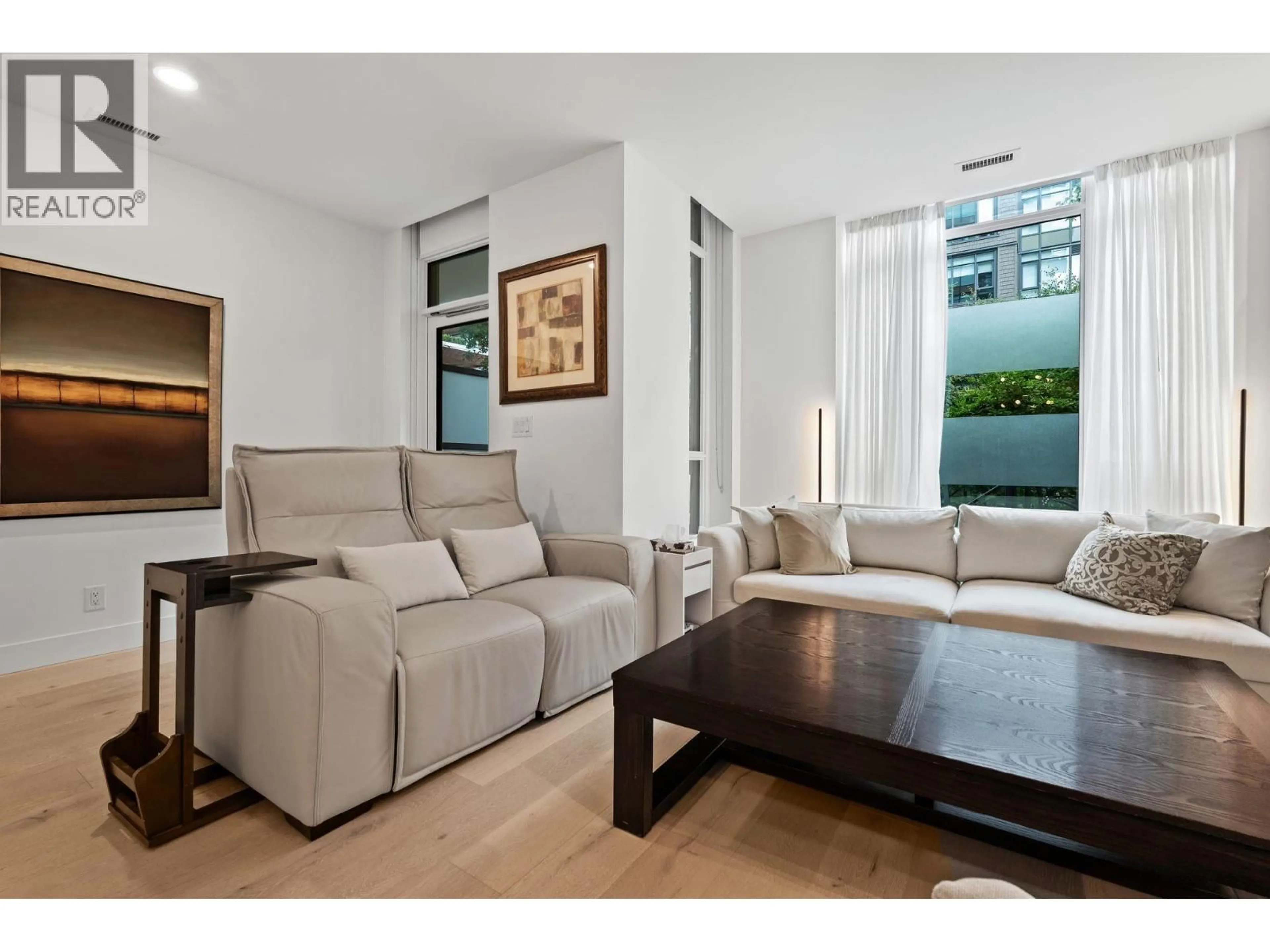 Living room with furniture, unknown for 2781 LIBRARY LANE, North Vancouver British Columbia V7J0C6