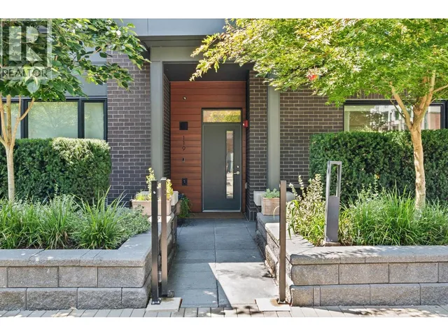 119 - 2035 GLENAIRE DRIVE, North Vancouver 2