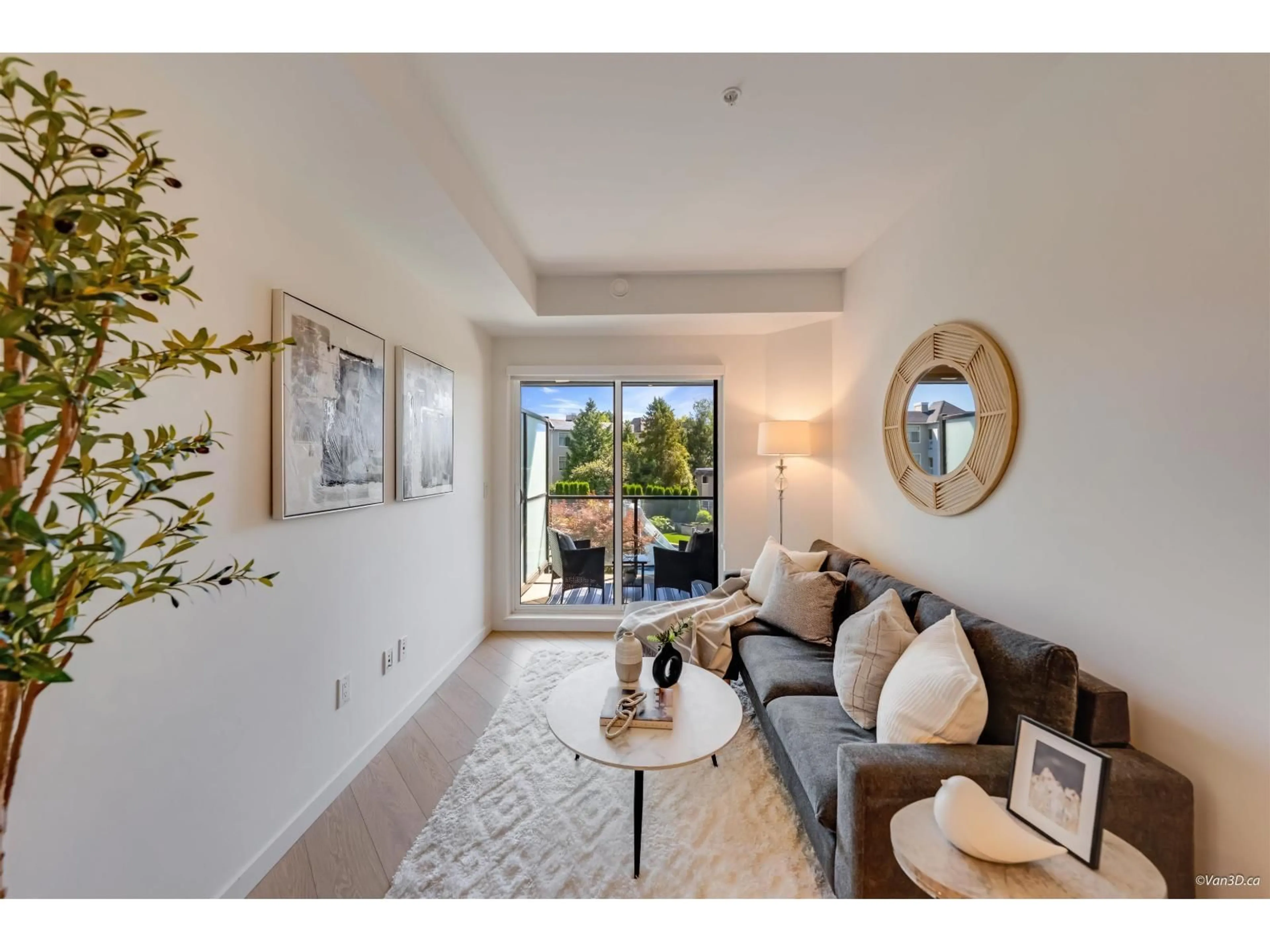 Living room with furniture, unknown for 213 - 20695 EASTLEIGH CRESCENT, Langley British Columbia V3A0P7