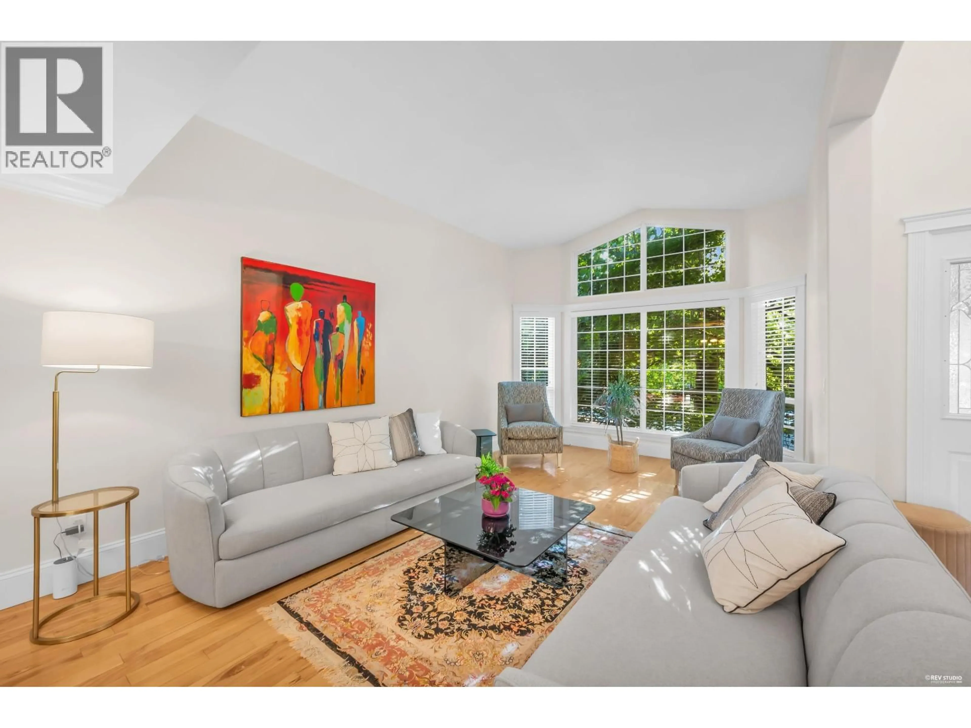 Living room with furniture, unknown for 1591 ALPINE LANE, Coquitlam British Columbia V3E3A6
