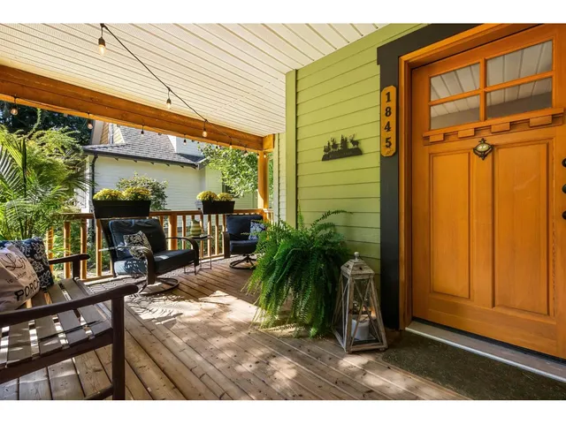 1845 MOSSY GREEN WAY, Lindell Beach 5