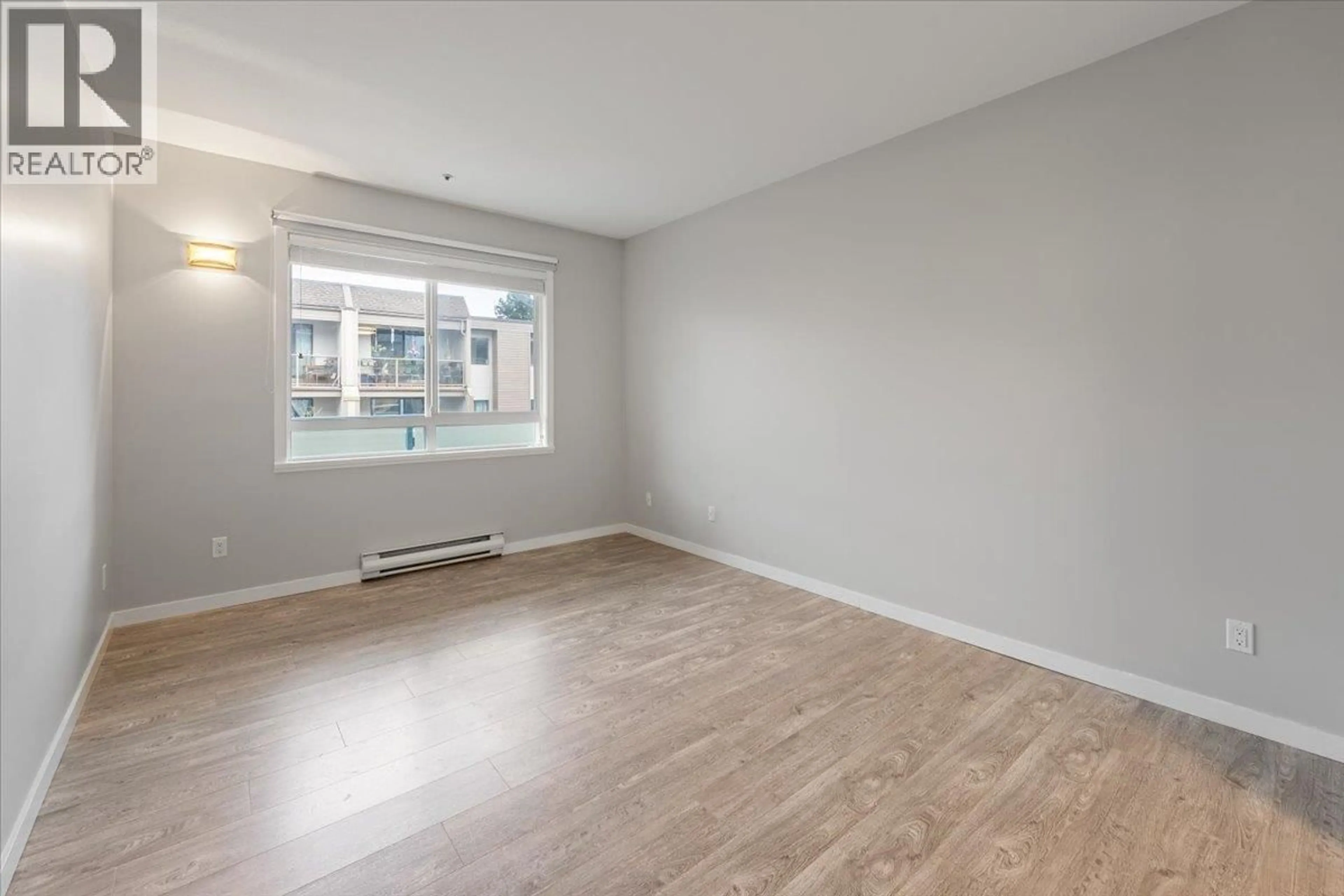 A pic of a room for 204 - 8680 LANSDOWNE ROAD, Richmond British Columbia V6X1B9