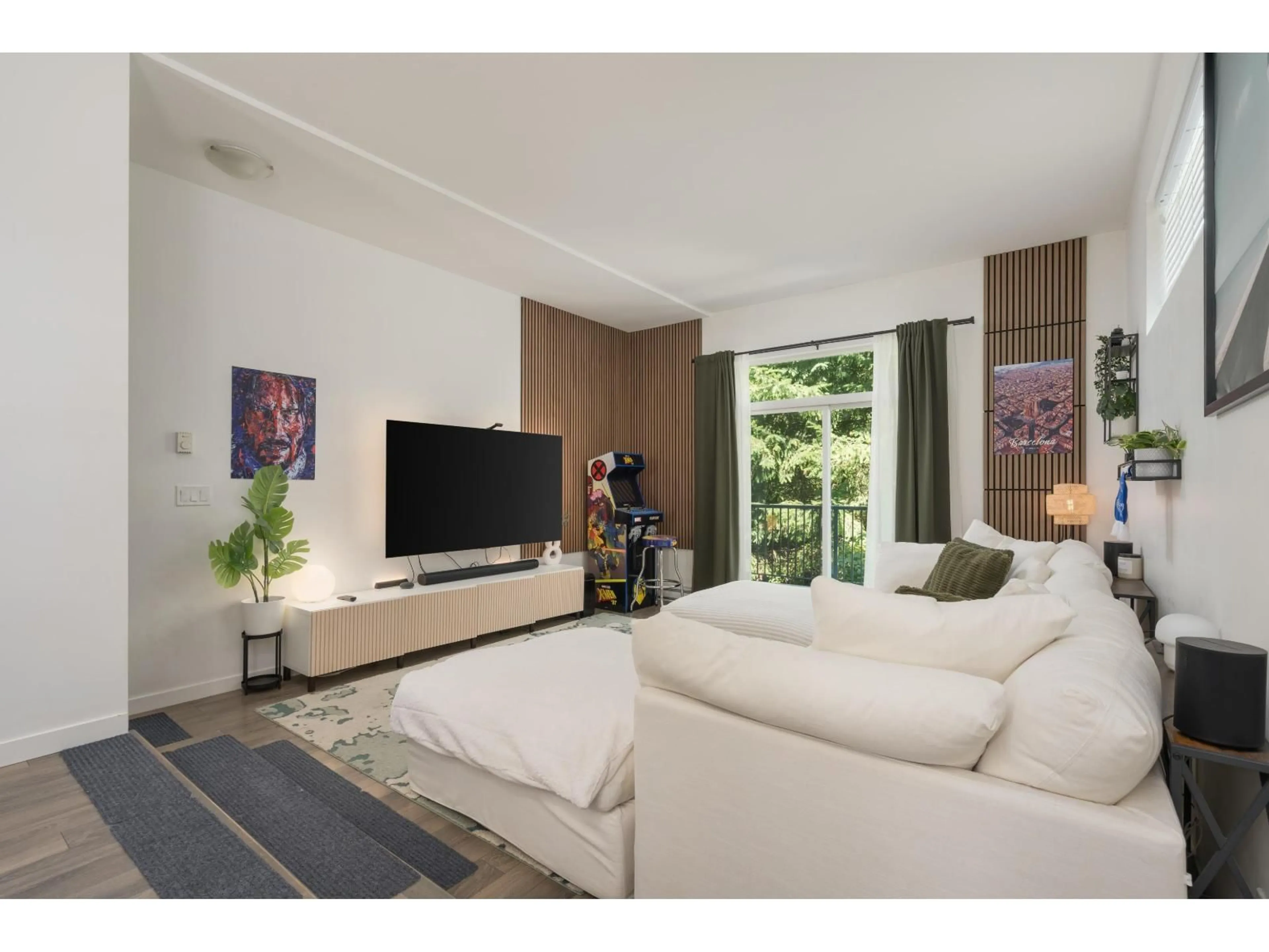 Living room with furniture, unknown for 44 - 18681 68 AVENUE, Surrey British Columbia V4N6P3
