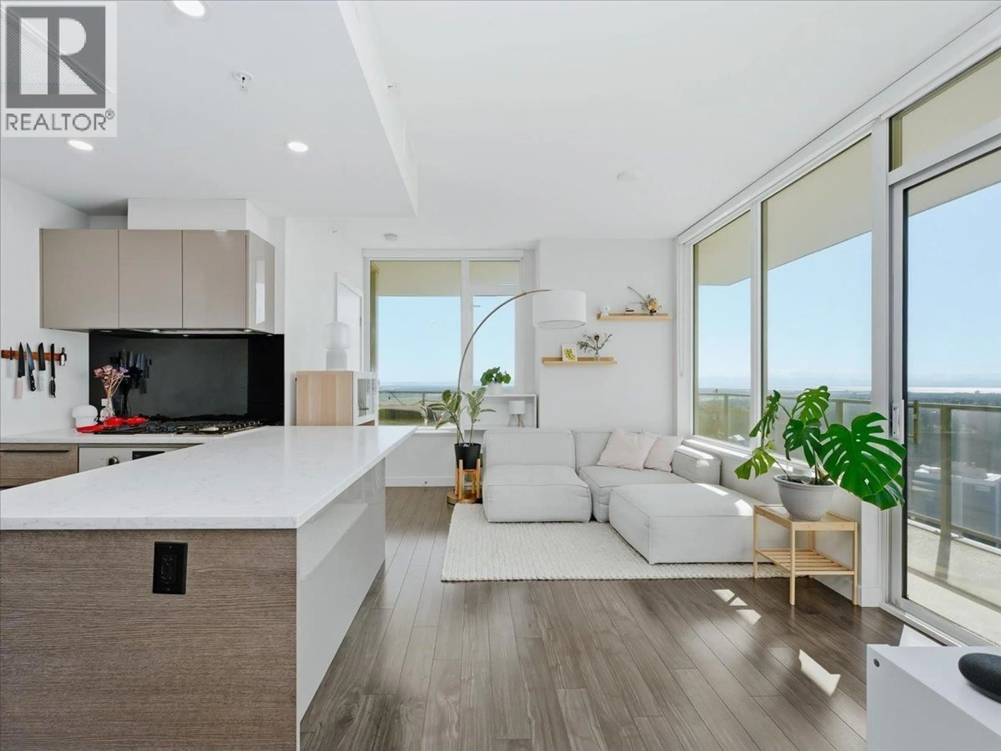 Open concept kitchen, unknown for 3005 - 6383 MCKAY AVENUE, Burnaby British Columbia V5H0H8