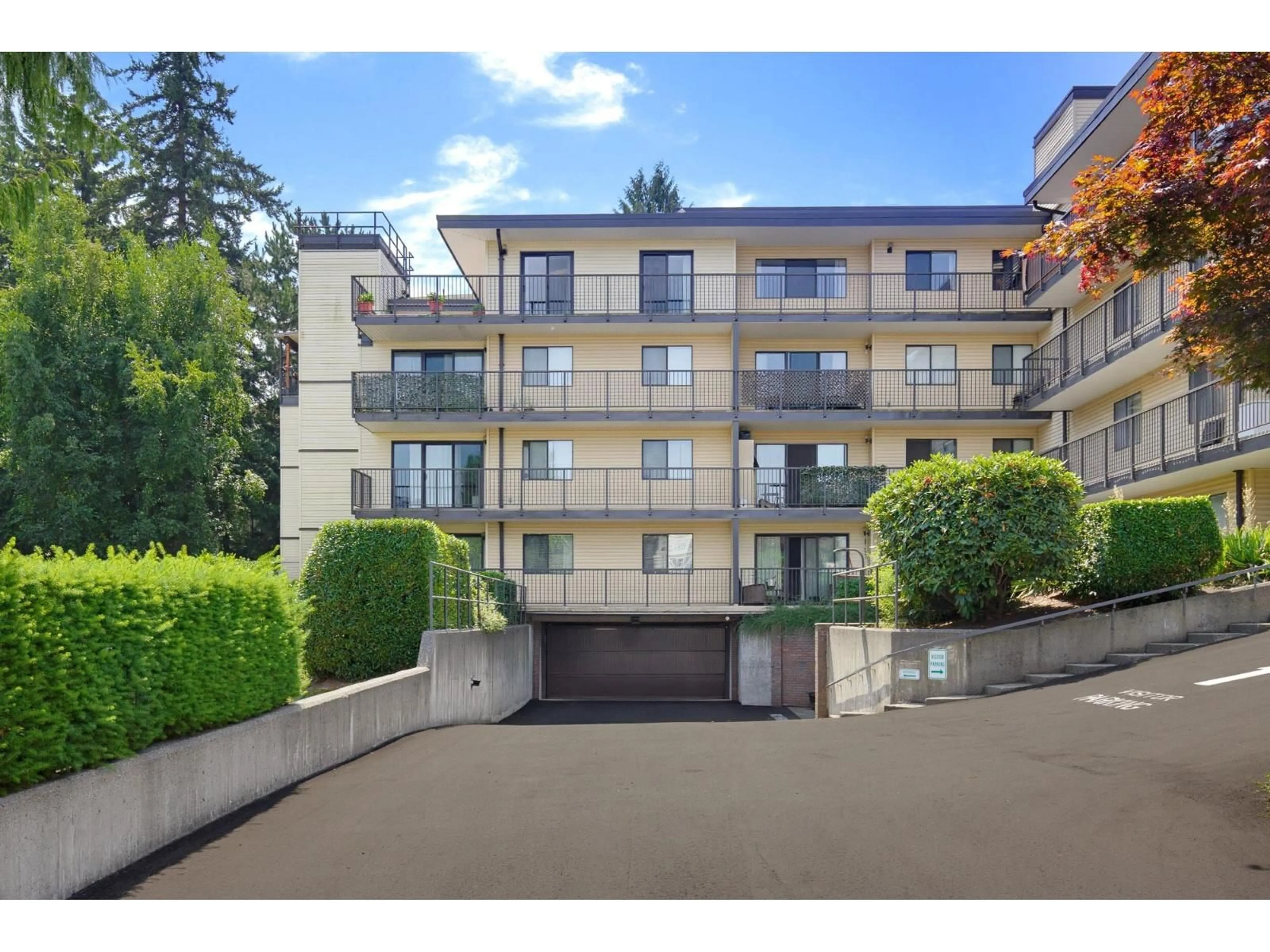 Patio, street for 405 - 32110 TIMS AVENUE, Abbotsford British Columbia V2T2H4