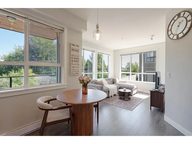 406 - 15388 105 AVENUE, Surrey 2