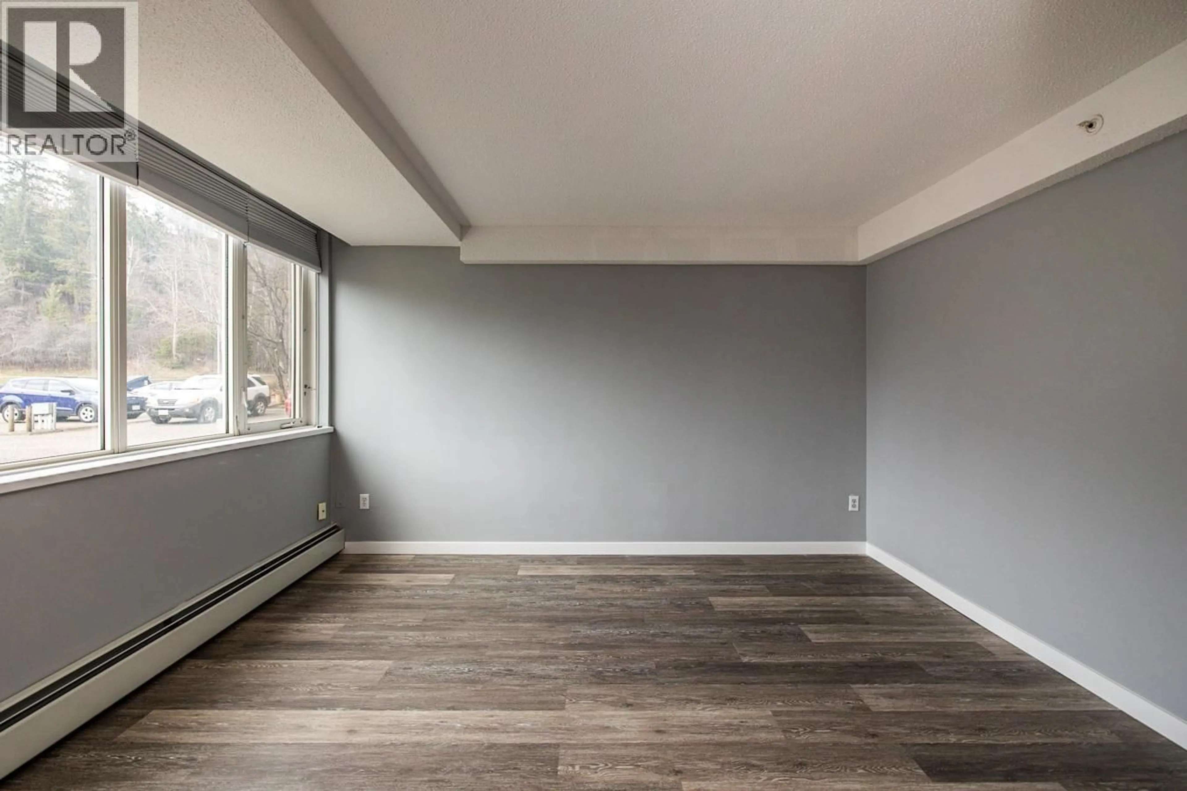 A pic of a room for 106 - 1501 QUEENSWAY, Prince George British Columbia V2L1L5