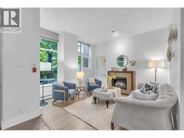 164 13TH STREET, North Vancouver 3