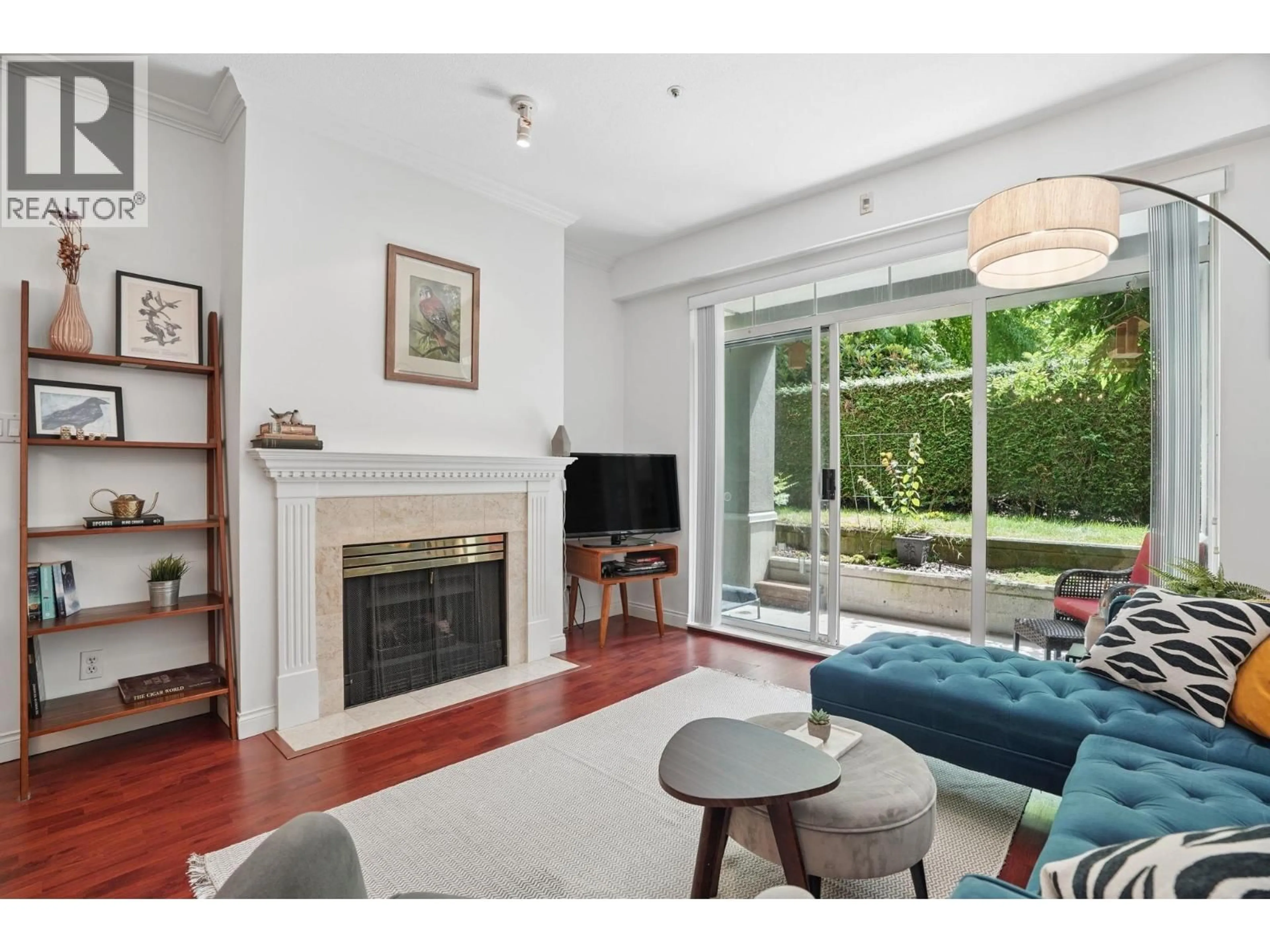 Living room with furniture, unknown for 116 - 5835 HAMPTON PLACE, Vancouver British Columbia V6T2G2