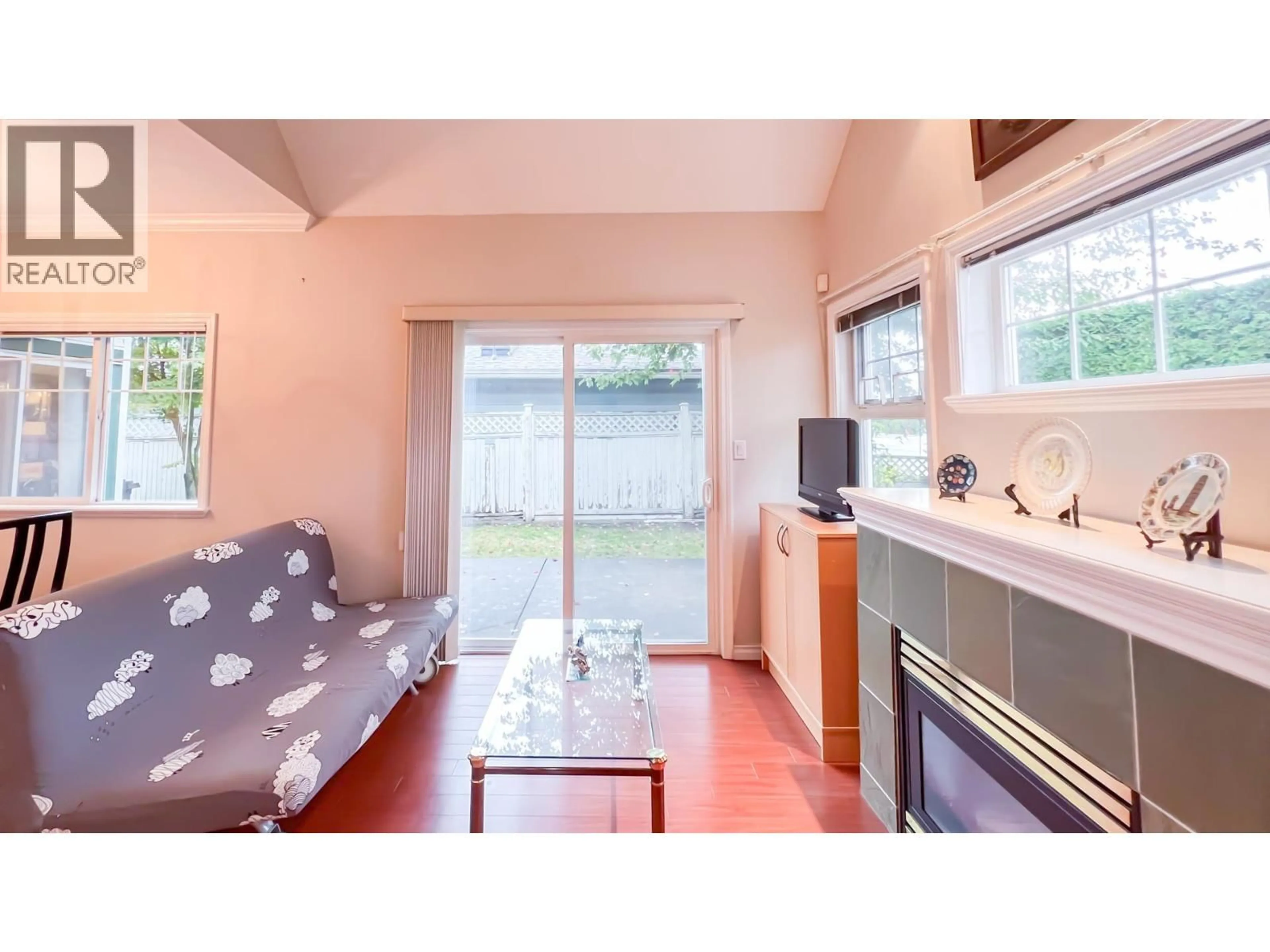 A pic of a room for 6 - 9893 FRANCIS ROAD, Richmond British Columbia V6Y3B3