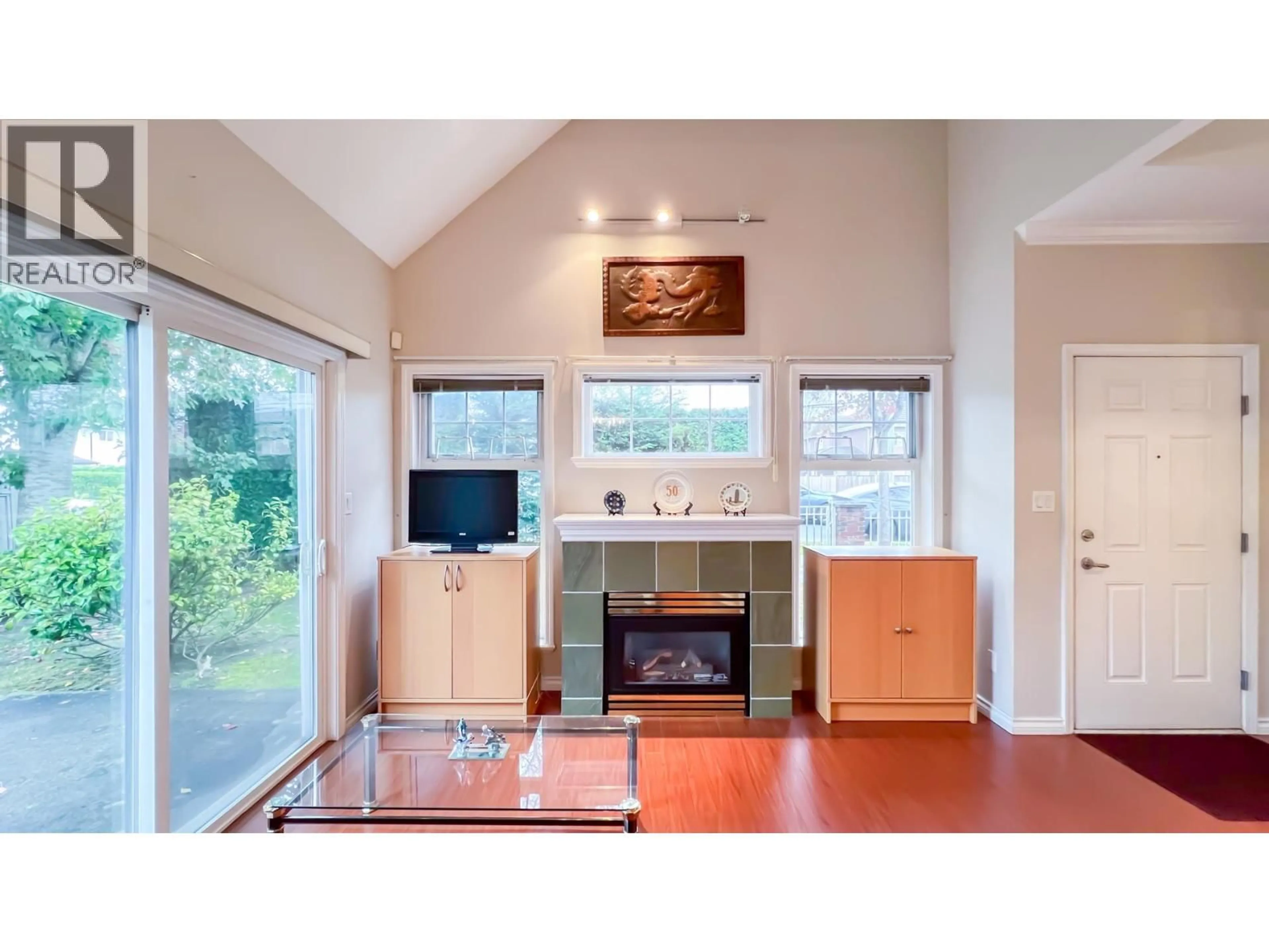 Living room with furniture, unknown for 6 - 9893 FRANCIS ROAD, Richmond British Columbia V6Y3B3