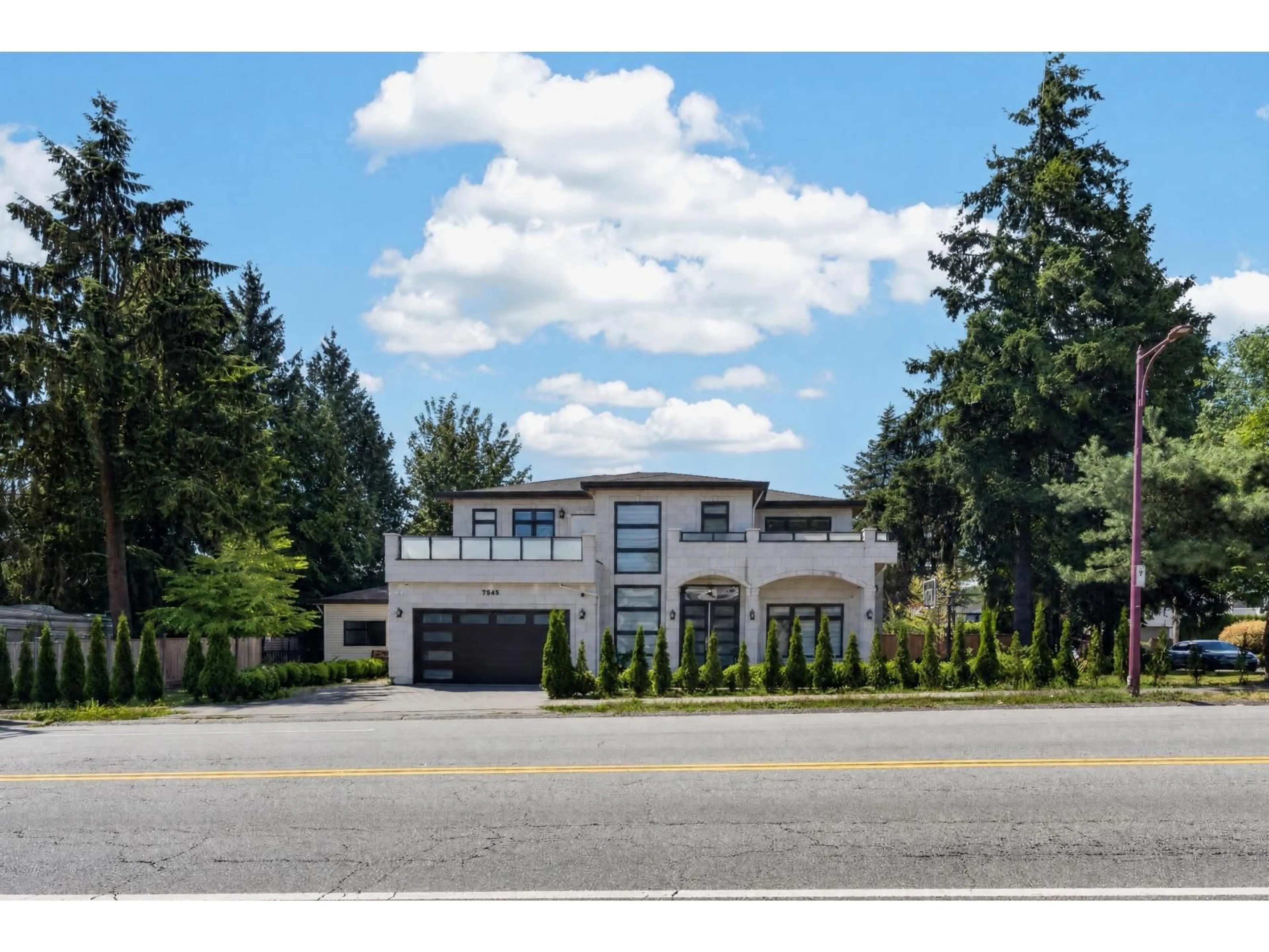Unknown for 7565 116 STREET, Delta British Columbia V4C5T5
