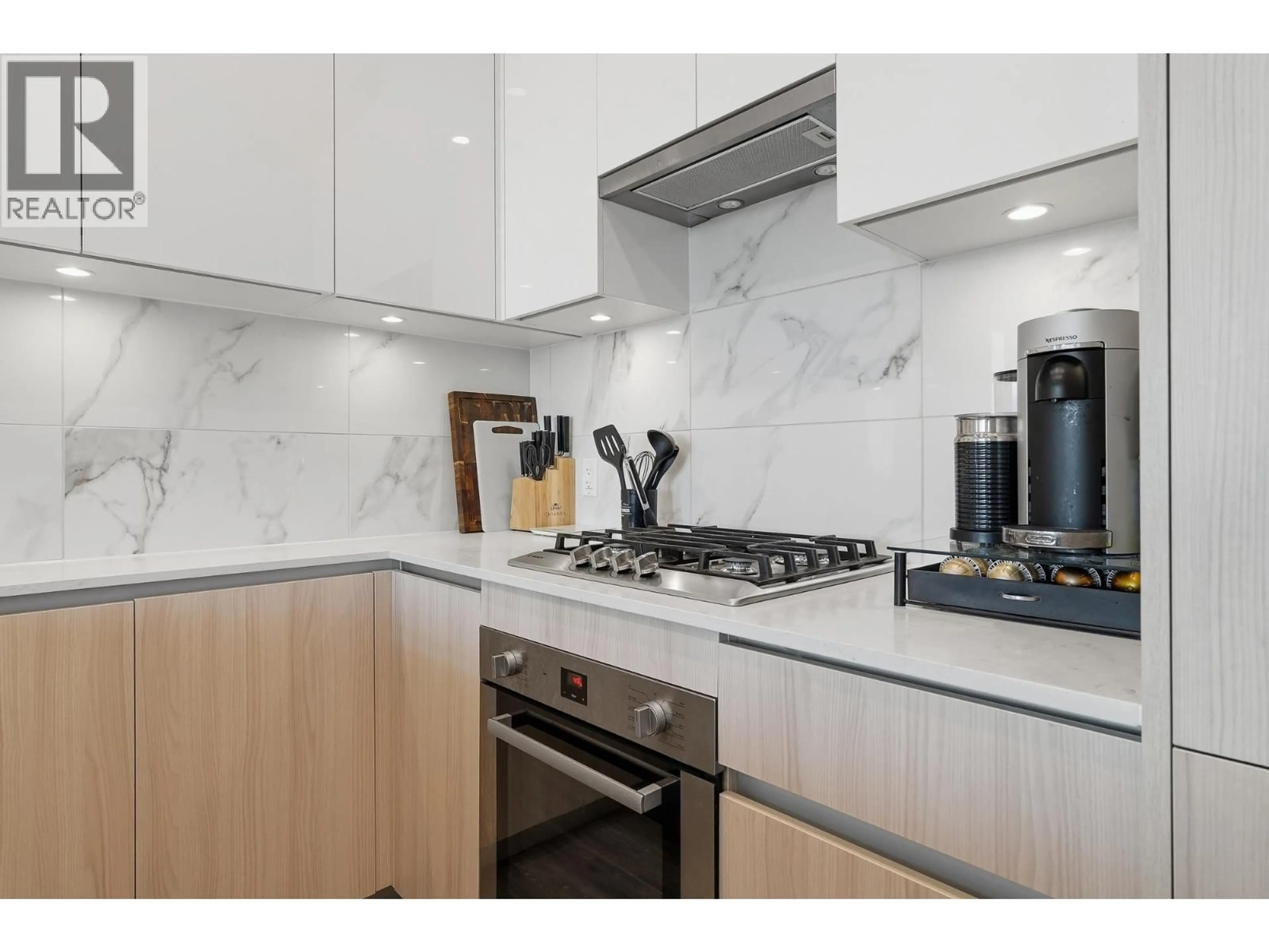 Contemporary kitchen, ceramic/tile floor for 2503 - 5311 GORING STREET, Burnaby British Columbia V5B0B5