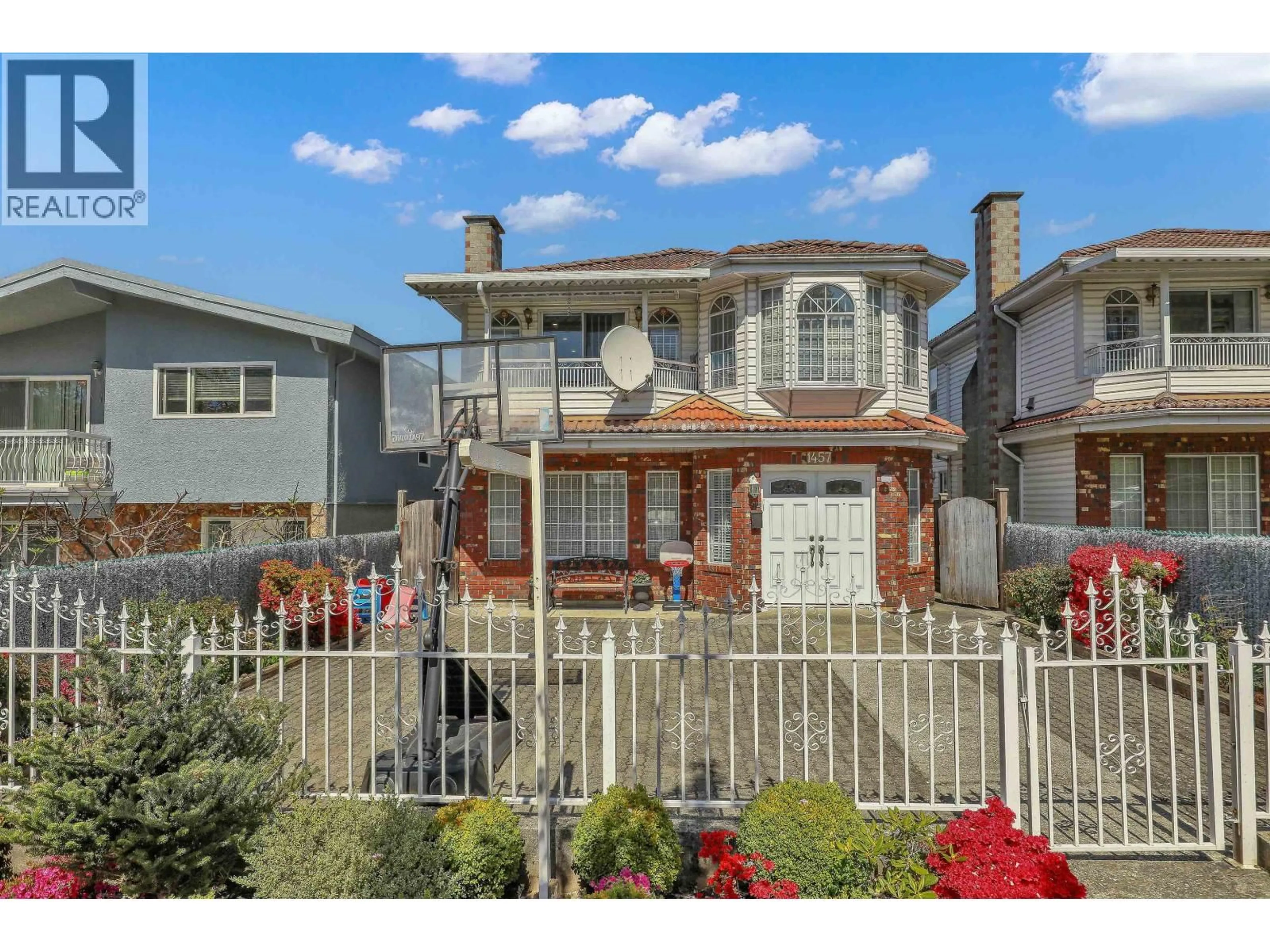 Unknown for 1457 18TH AVENUE, Vancouver British Columbia V5N2H2