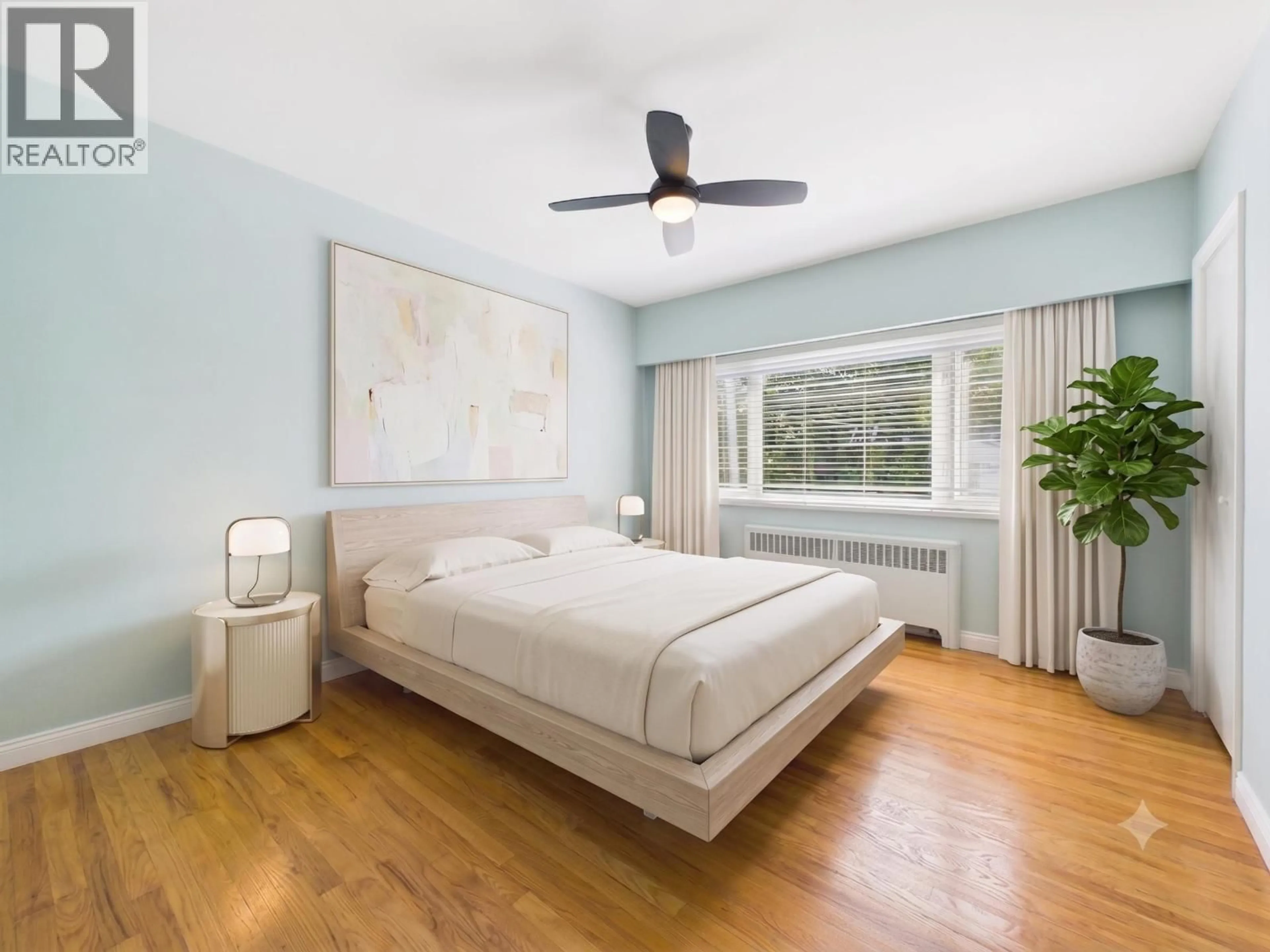 Bedroom with bed, unknown for 10 - 2296 39TH AVENUE, Vancouver British Columbia V6M1T9