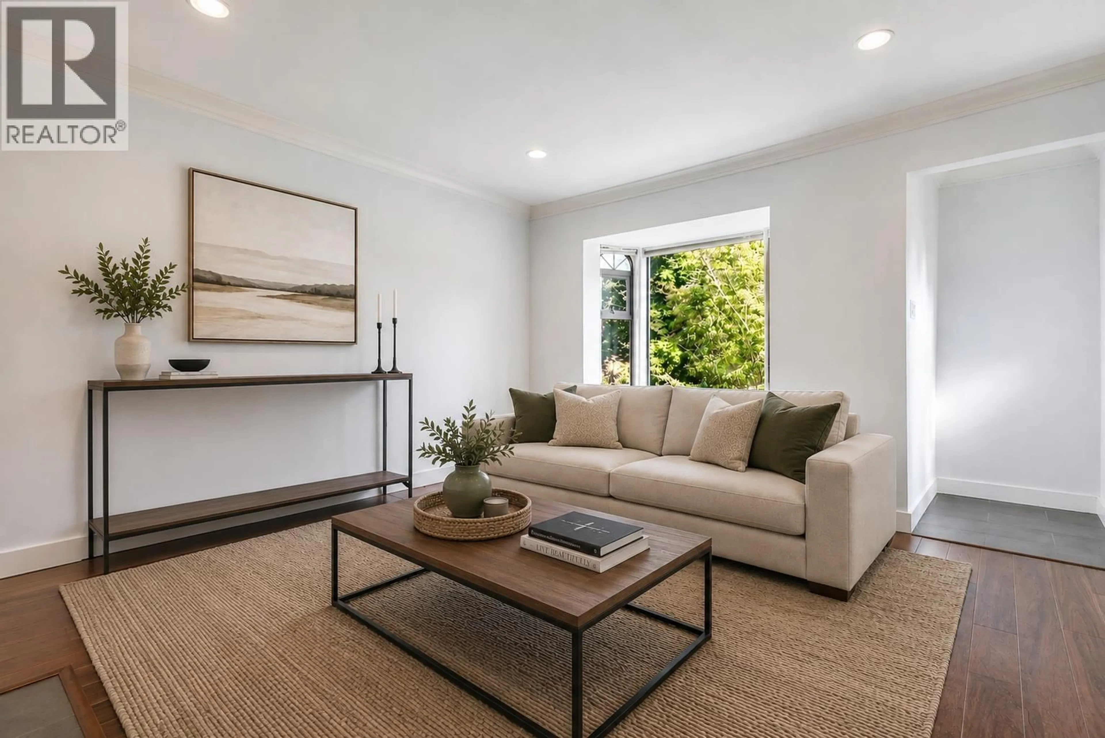 Living room with furniture, unknown for 2576 PARKER STREET, Vancouver British Columbia V5K2T3
