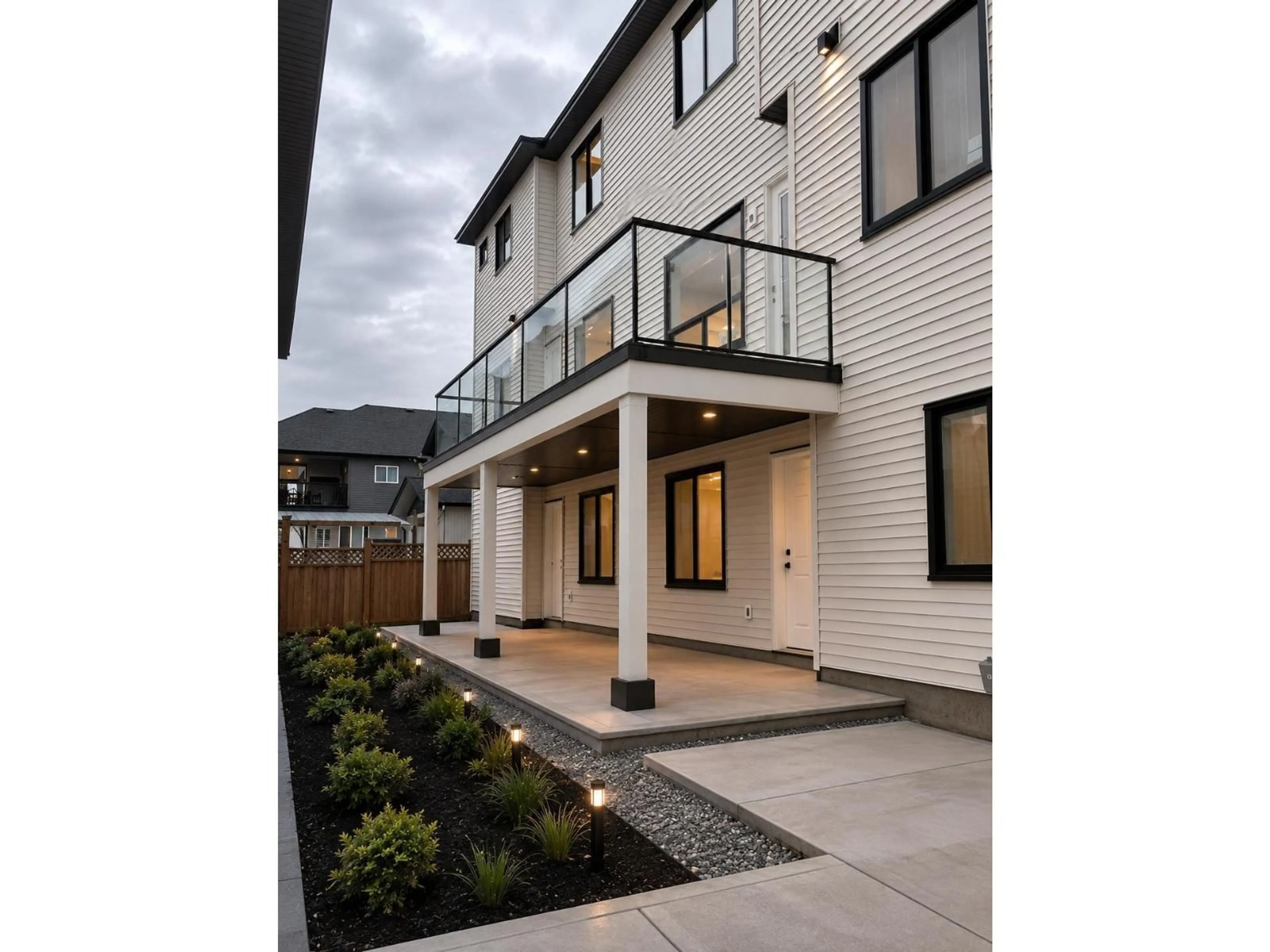 Unknown for 11046 146 STREET, Surrey British Columbia V3R3V1