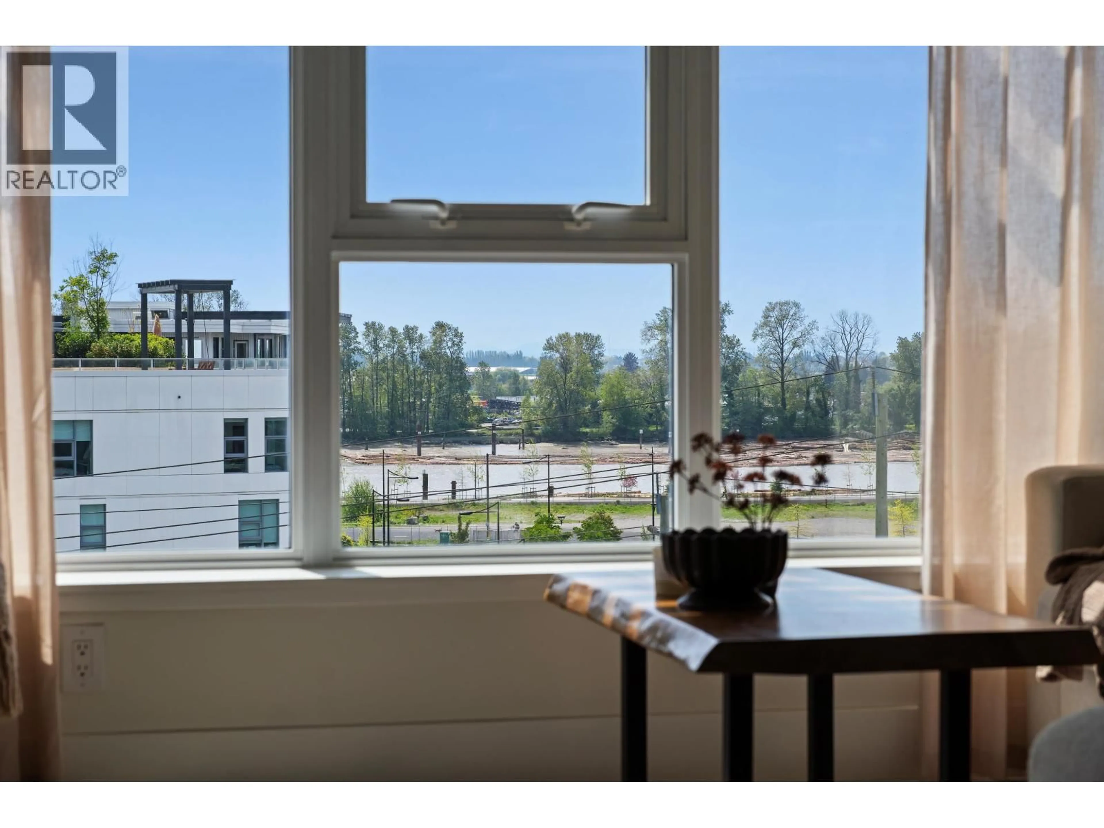Unknown for 607 - 3438 SAWMILL CRESCENT, Vancouver British Columbia V5S0E3