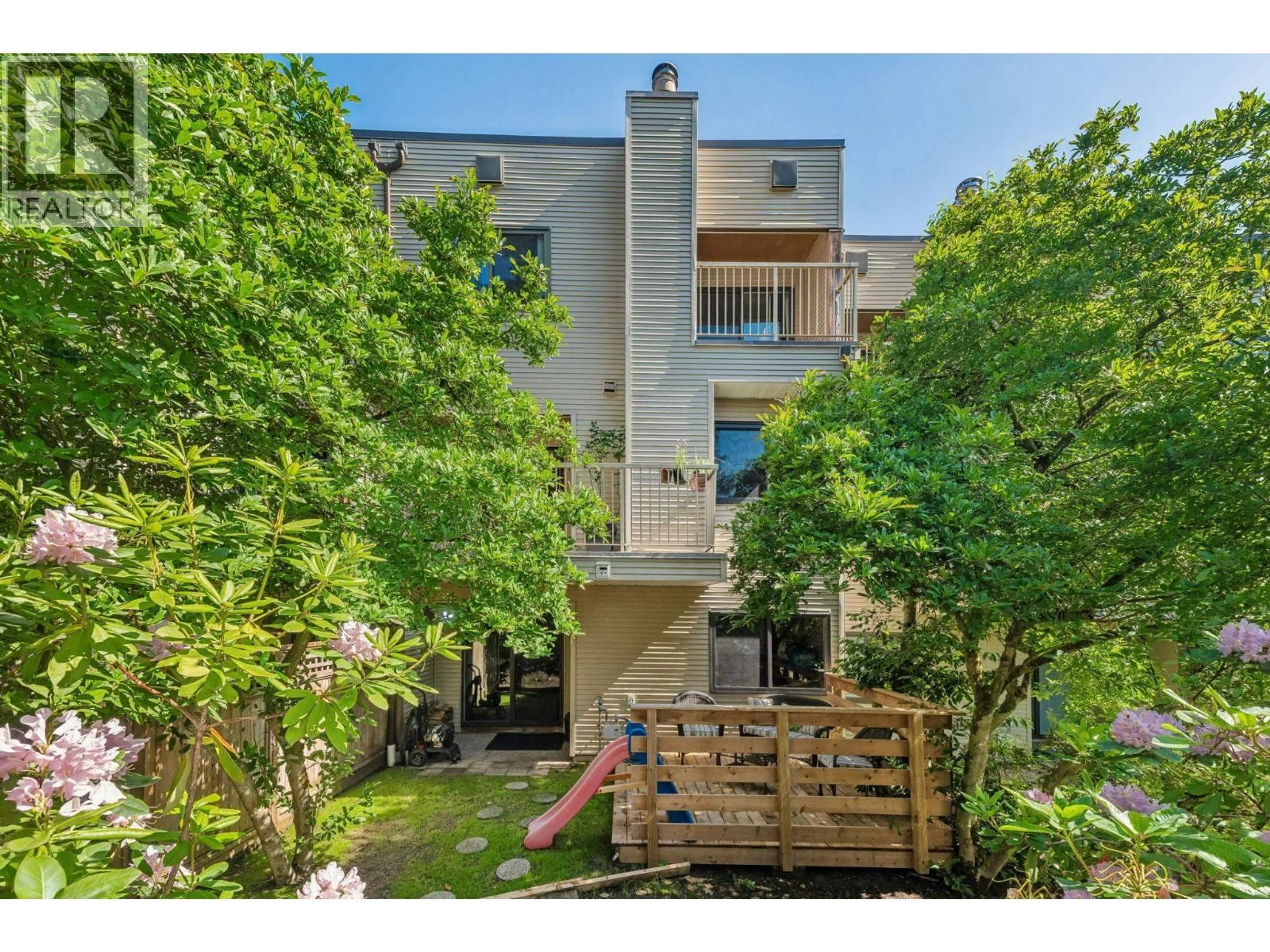 A pic from outside/outdoor area/front of a property/back of a property/a pic from drone, unknown for 110 - 1210 FALCON DRIVE, Coquitlam British Columbia V3E2E5