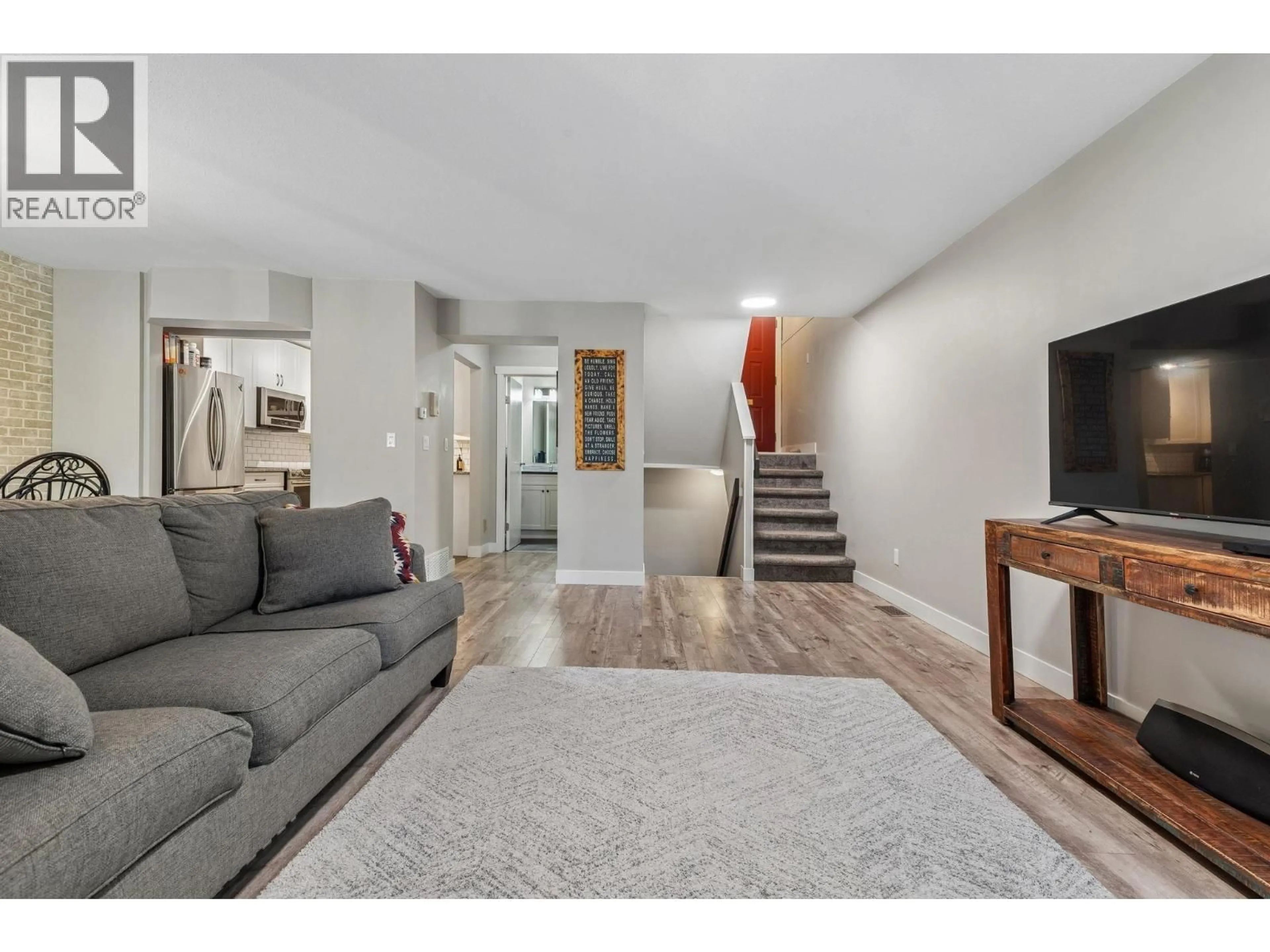 Unknown for 110 - 1210 FALCON DRIVE, Coquitlam British Columbia V3E2E5