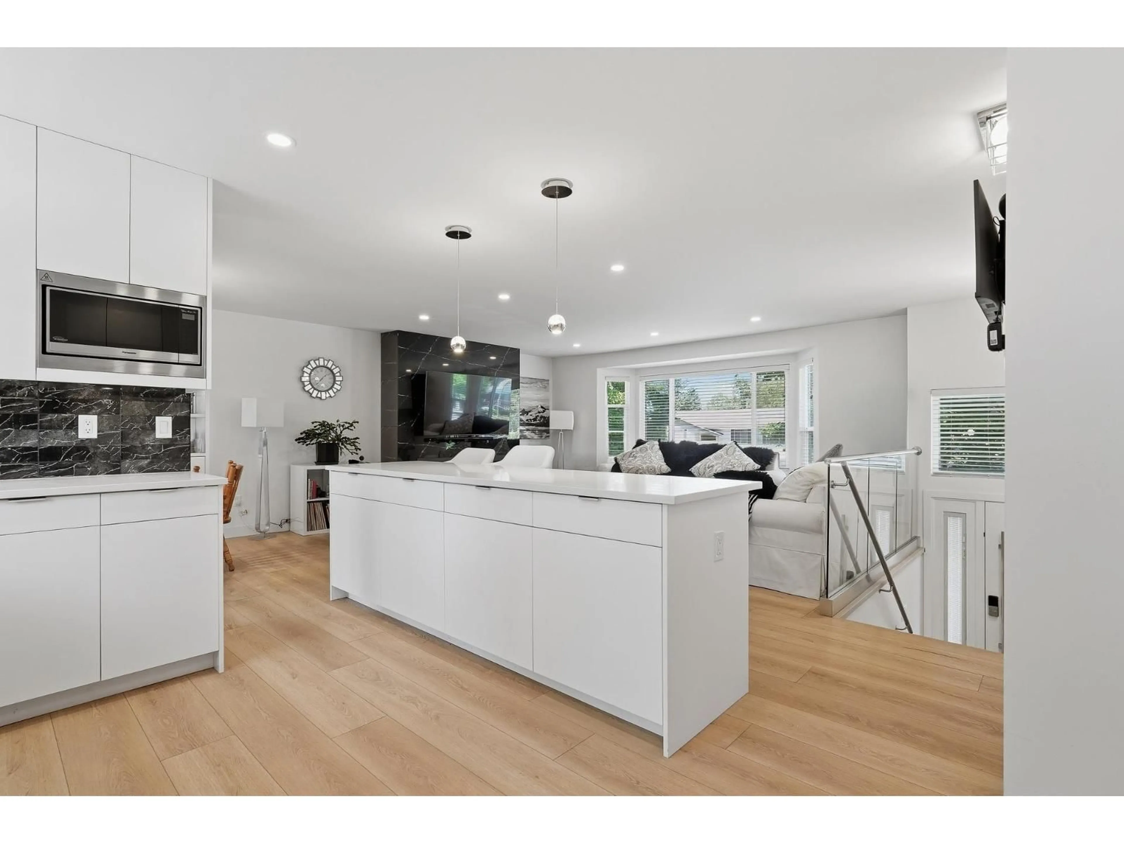 Open concept kitchen, unknown for 14348 GLADSTONE DRIVE, Surrey British Columbia V3R5R9