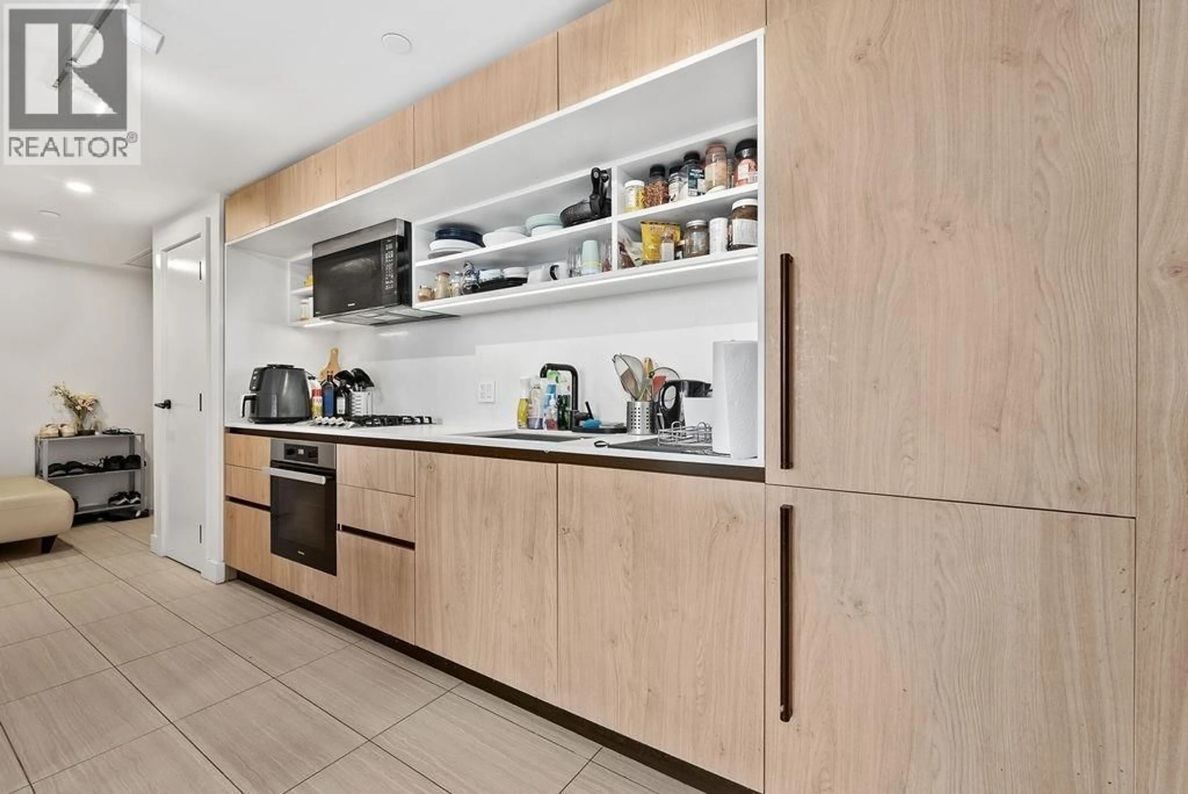Standard kitchen, unknown for 2504 - 5058 JOYCE STREET, Vancouver British Columbia V5R0J9