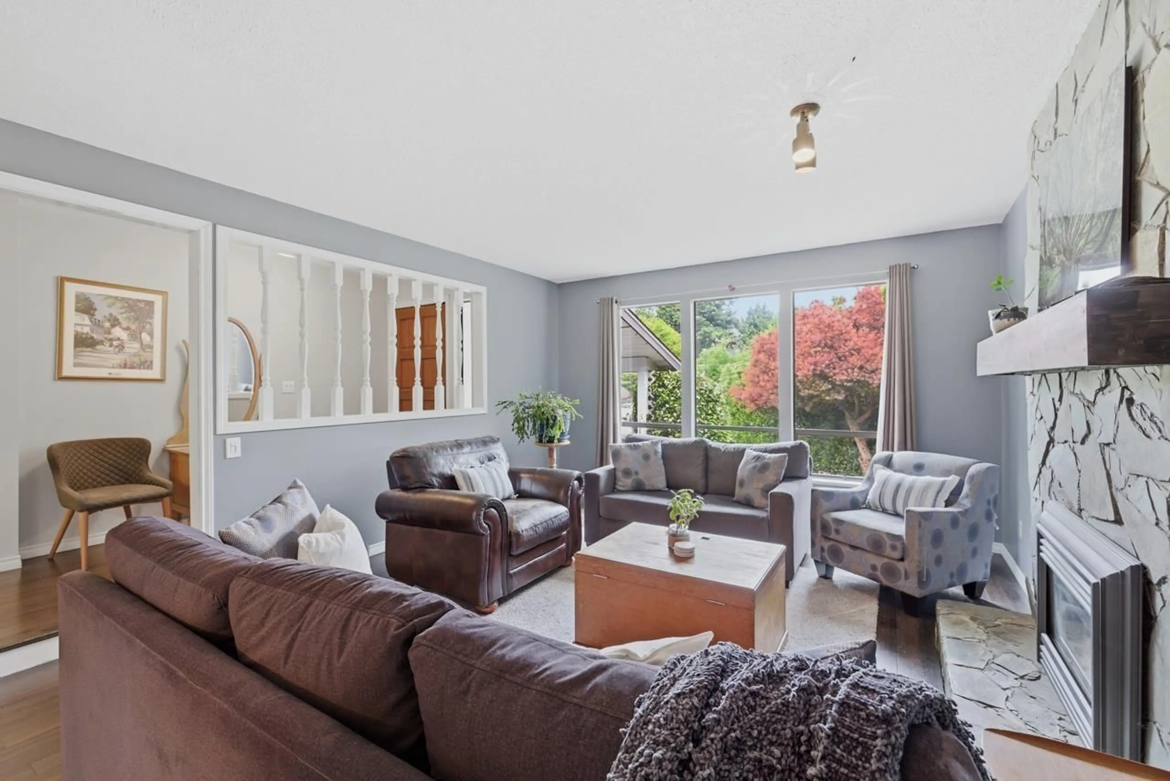 Living room with furniture, unknown for 2161 153A STREET, Surrey British Columbia V4A5Y1